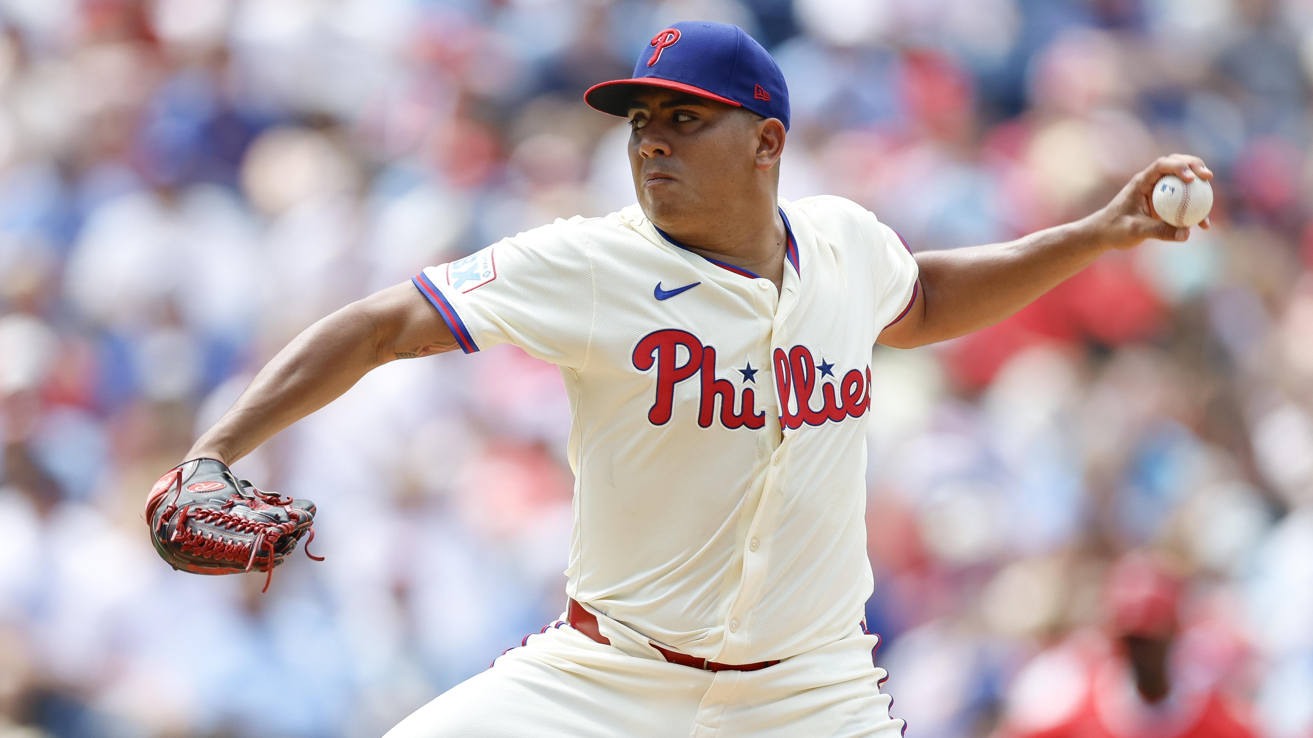 Los Angeles Angels v Philadelphia Phillies