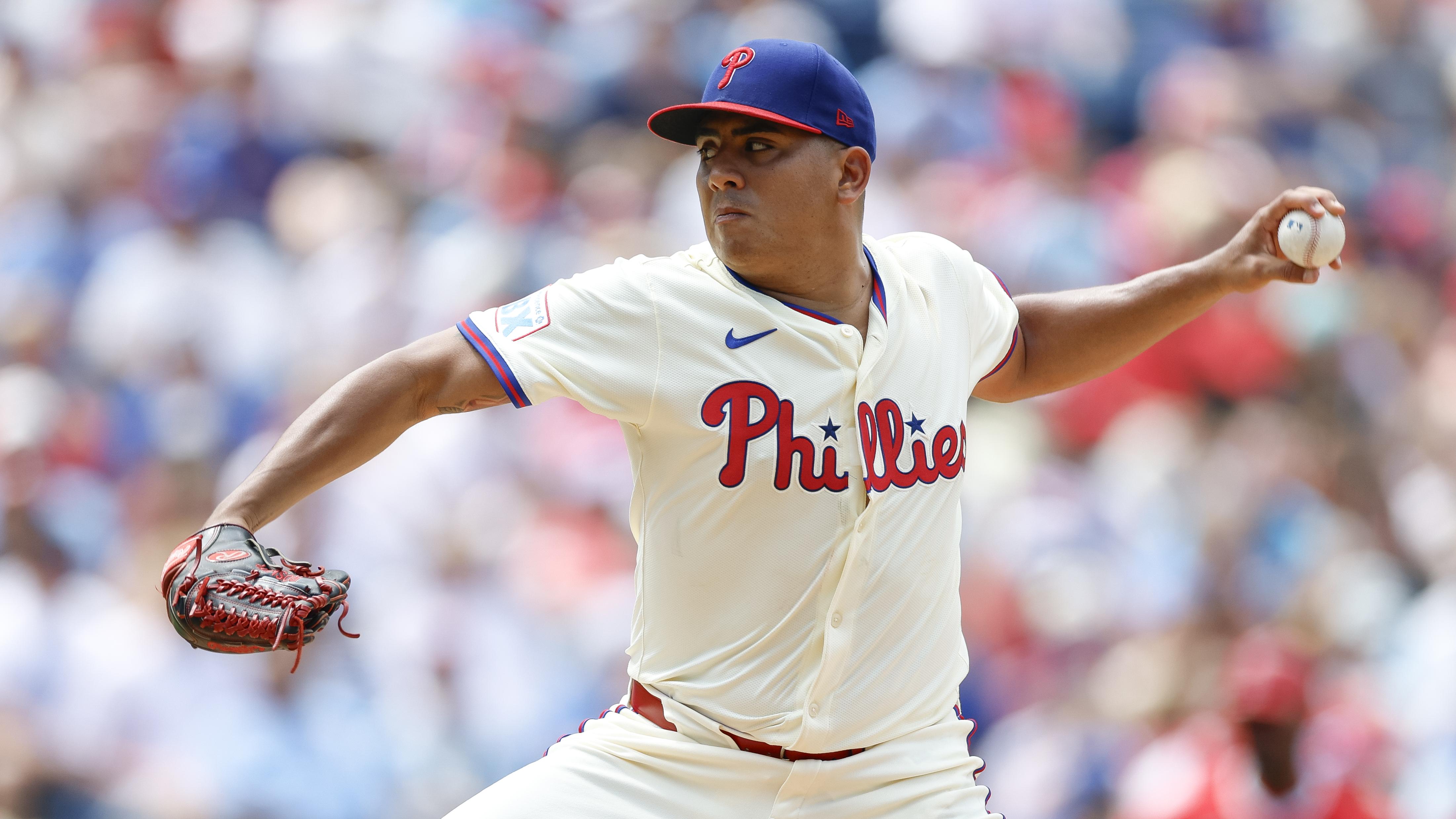 Los Angeles Angels v Philadelphia Phillies