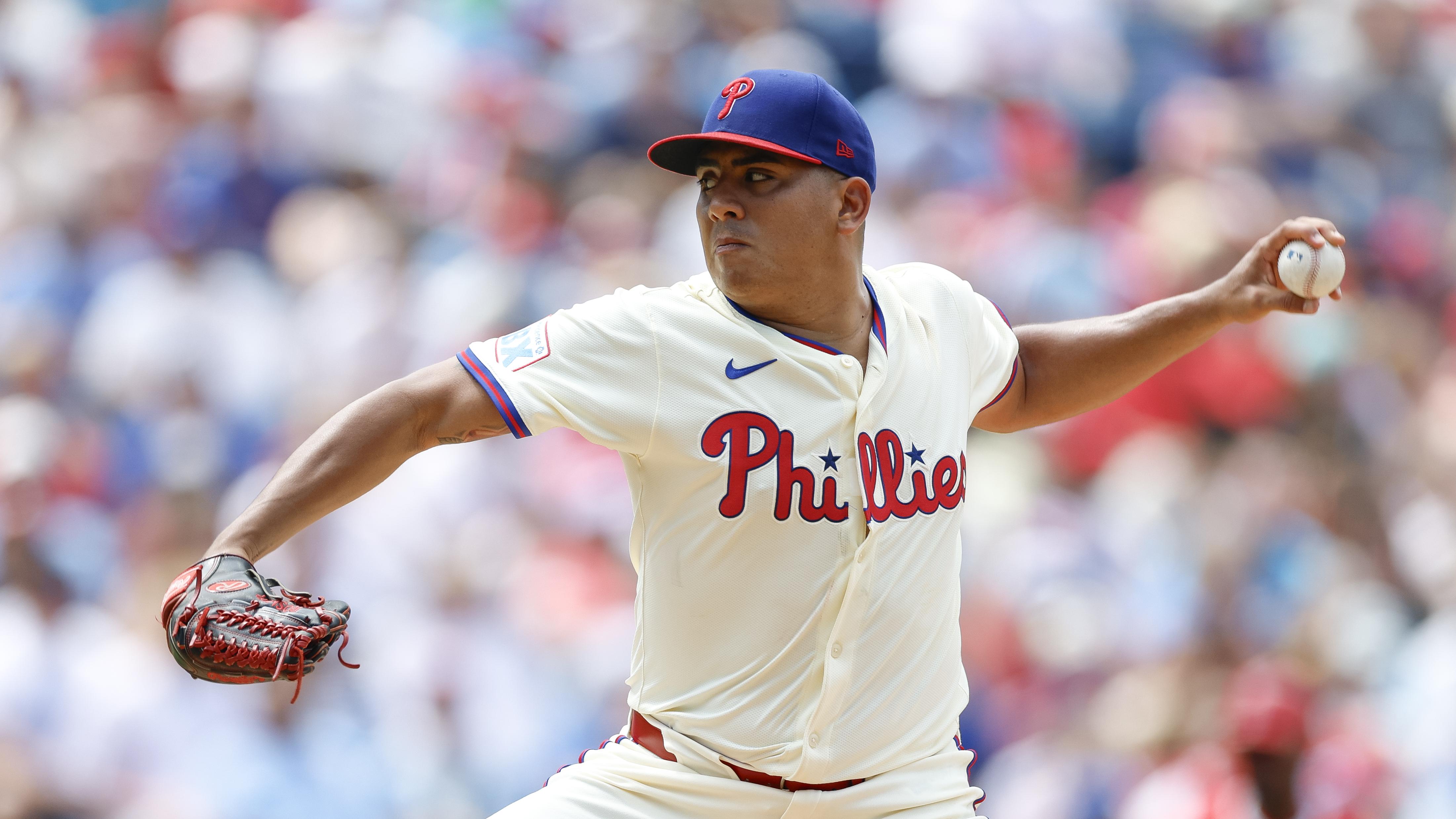 Los Angeles Angels v Philadelphia Phillies