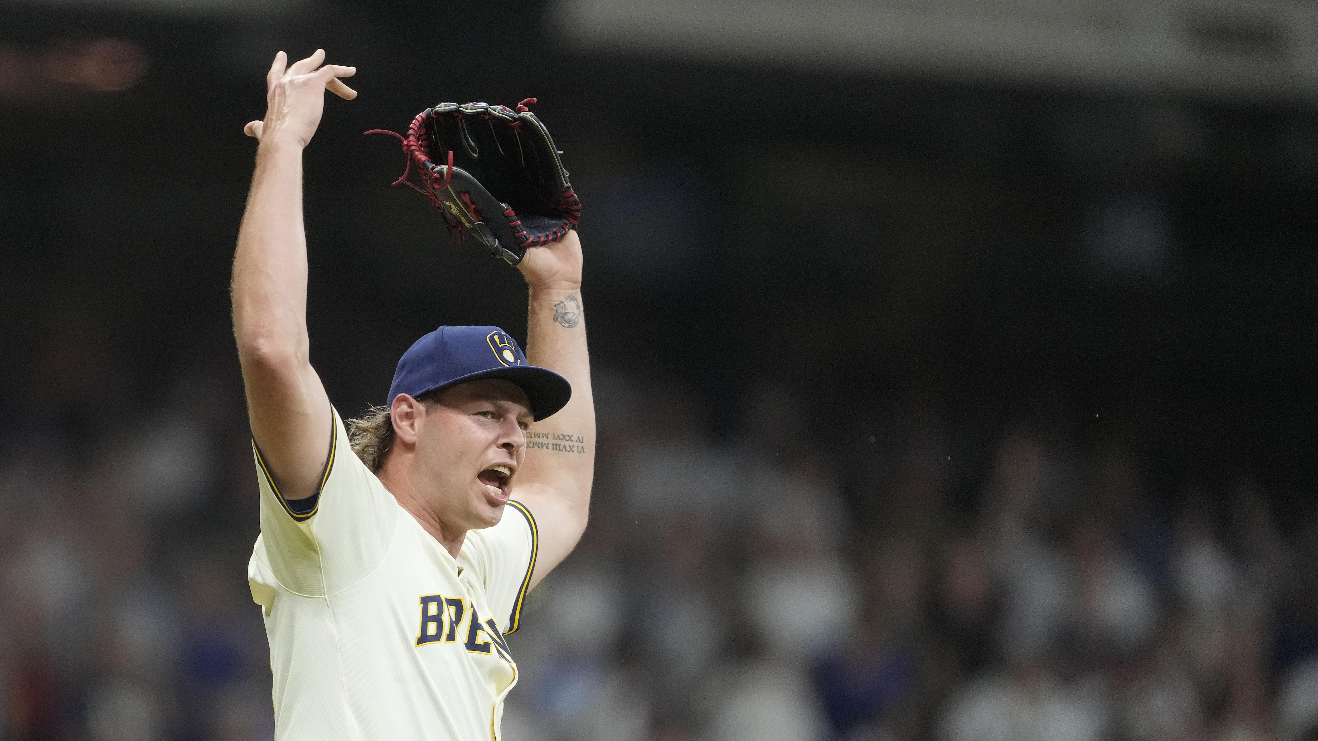 Chicago Cubs v Milwaukee Brewers