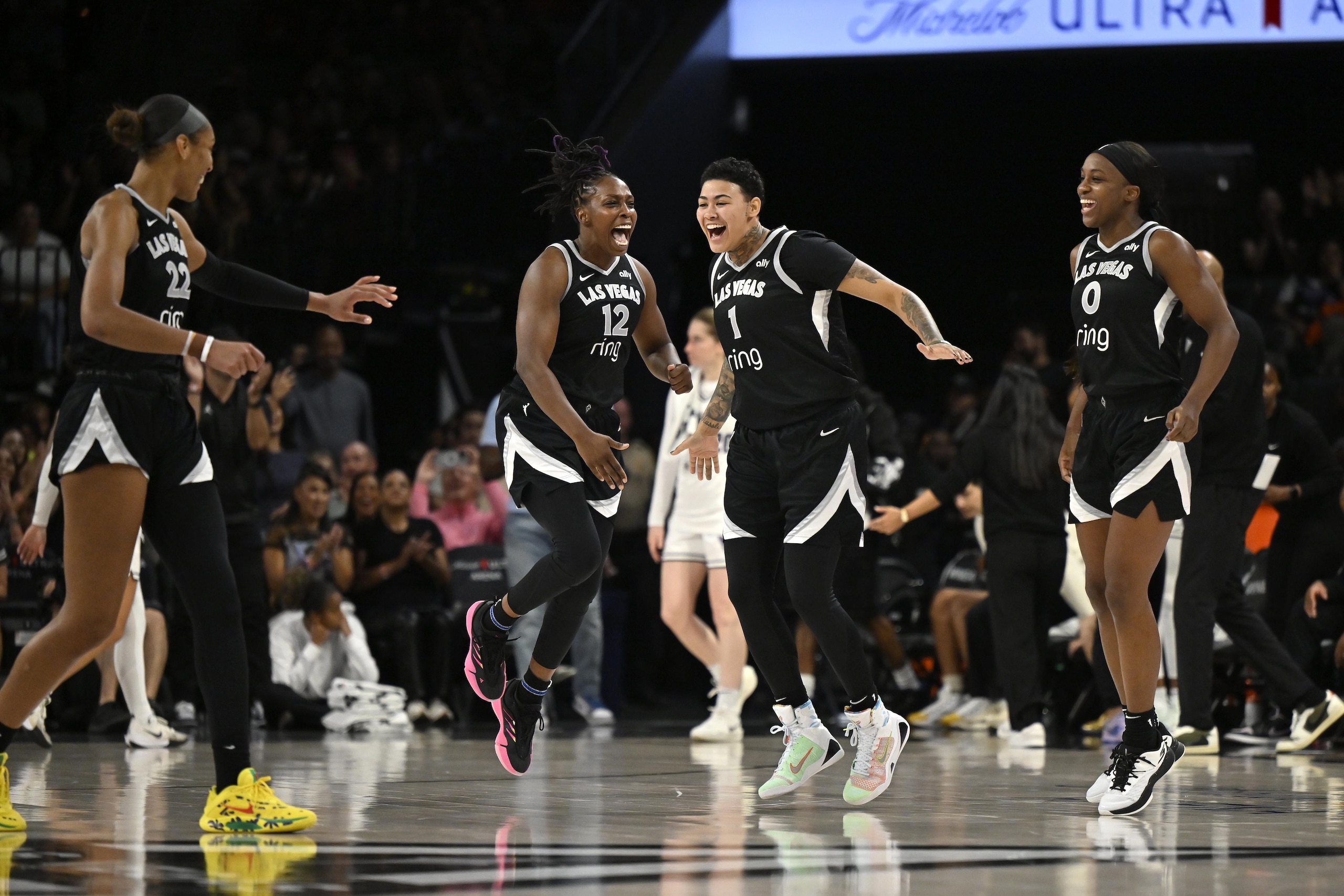 Golden State Valkyries v Las Vegas Aces Golden State Valkyries v Las Vegas Aces