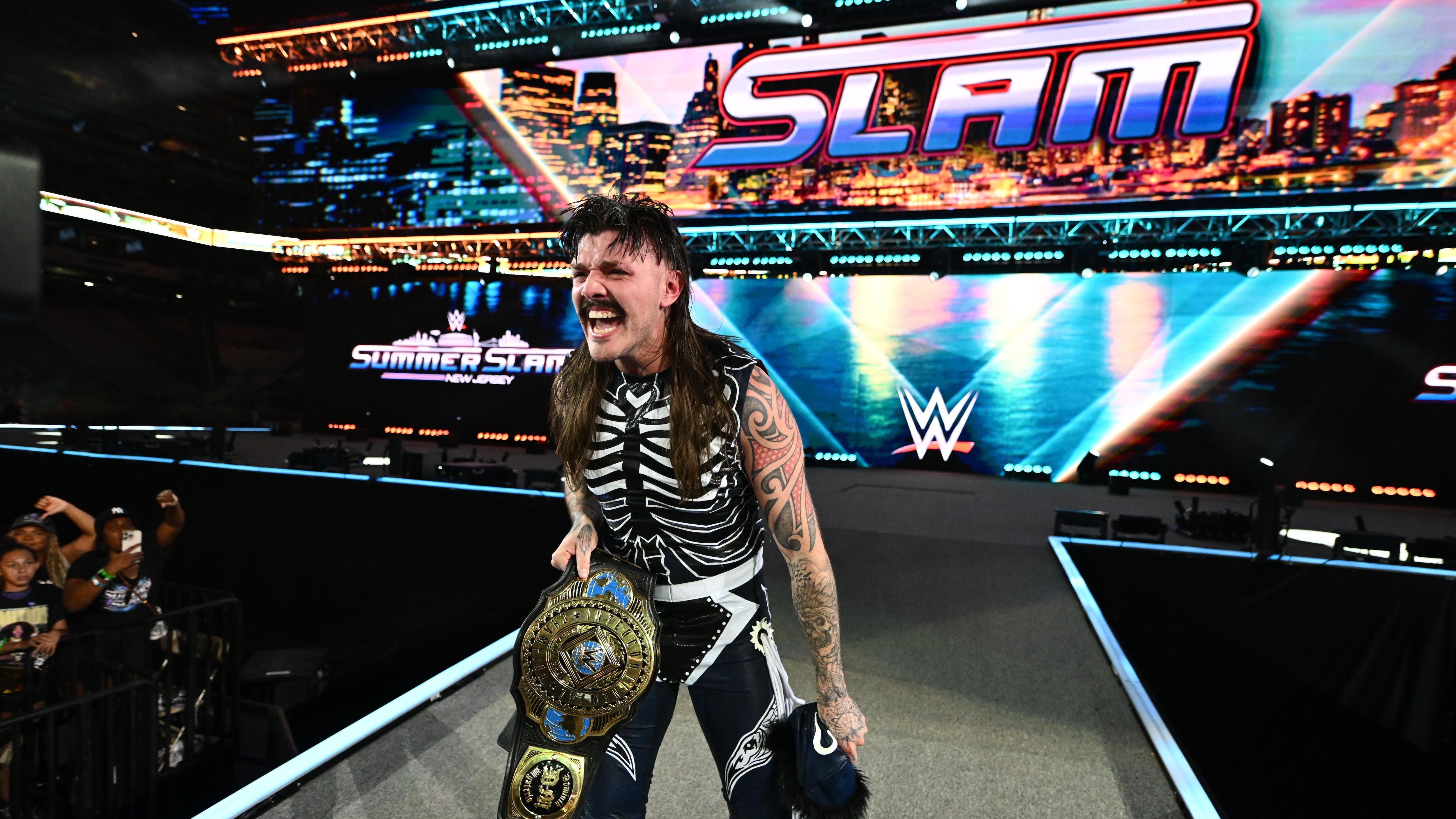 Dom Mysterio Talks SummerSlam, Eddie Guerrero, WWE Unreal and More in B/R Interview