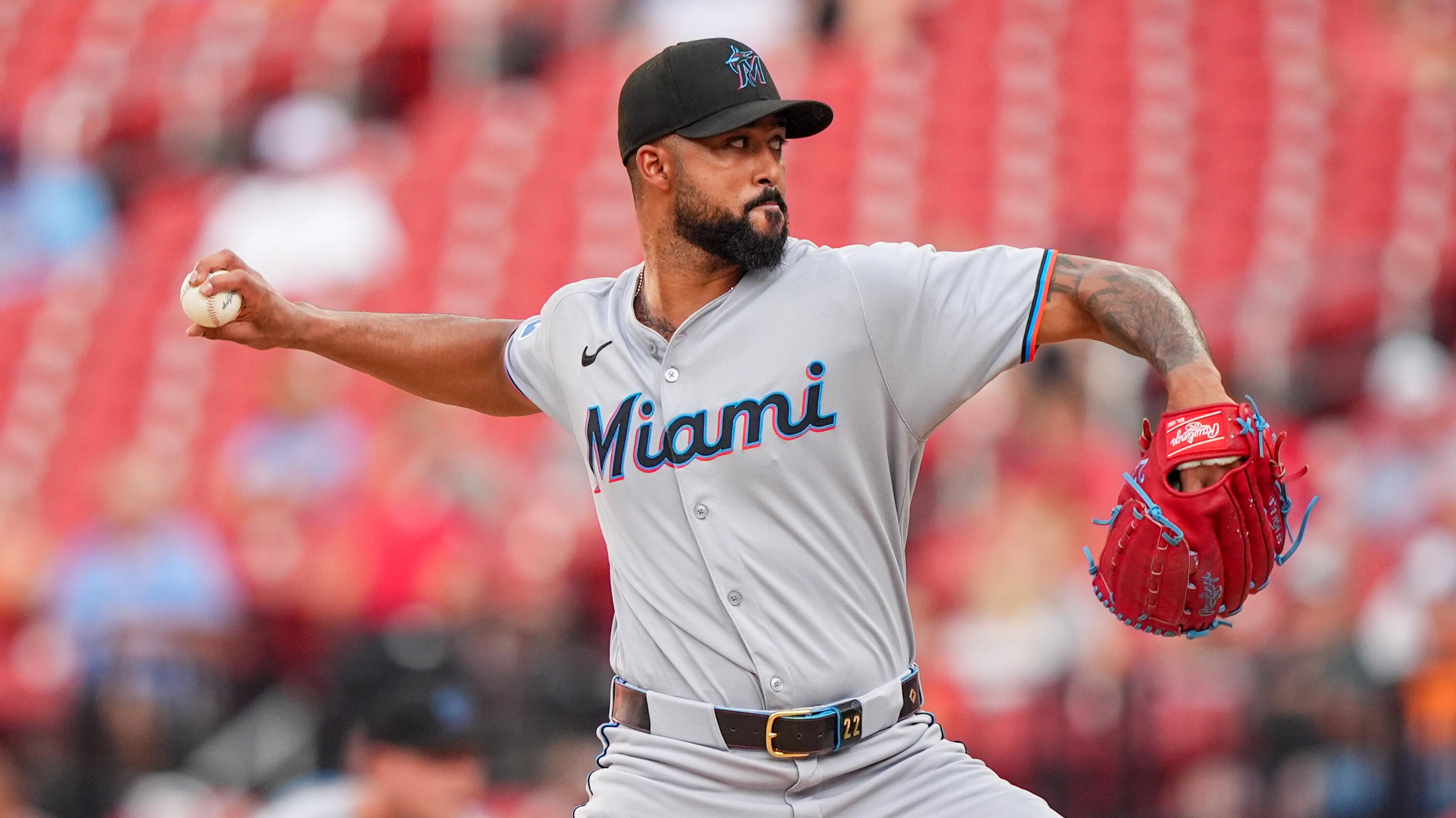 Miami Marlins v St. Louis Cardinals