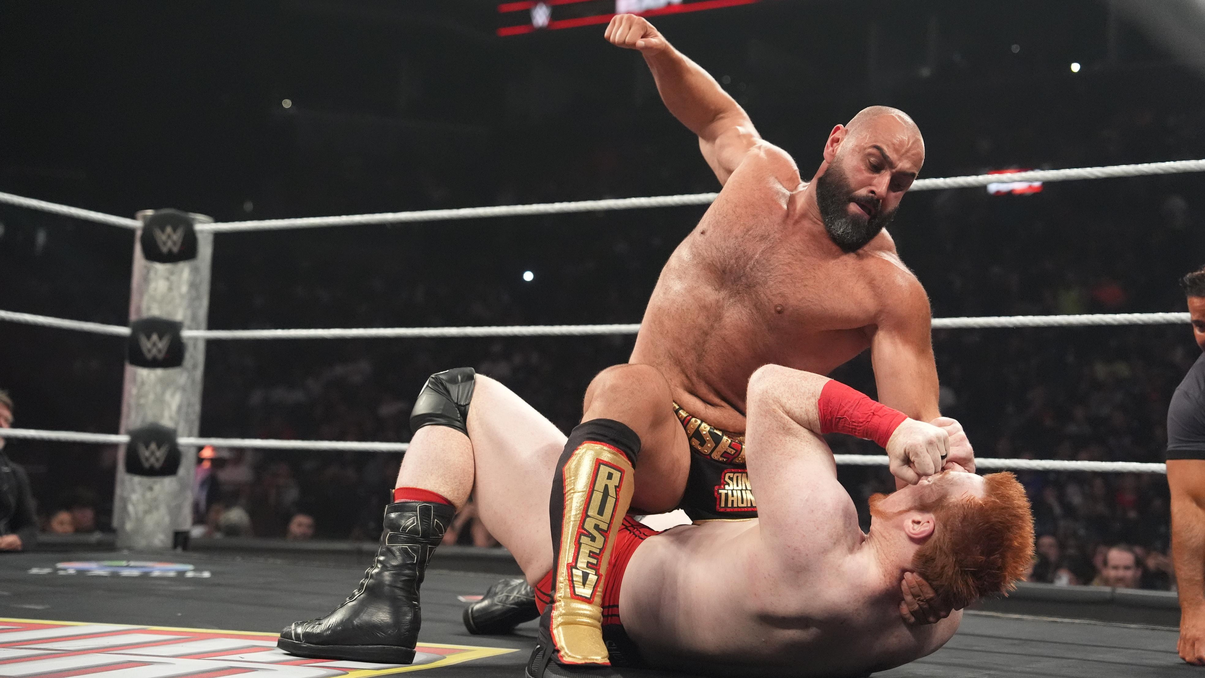 Lunes por la noche RAW
