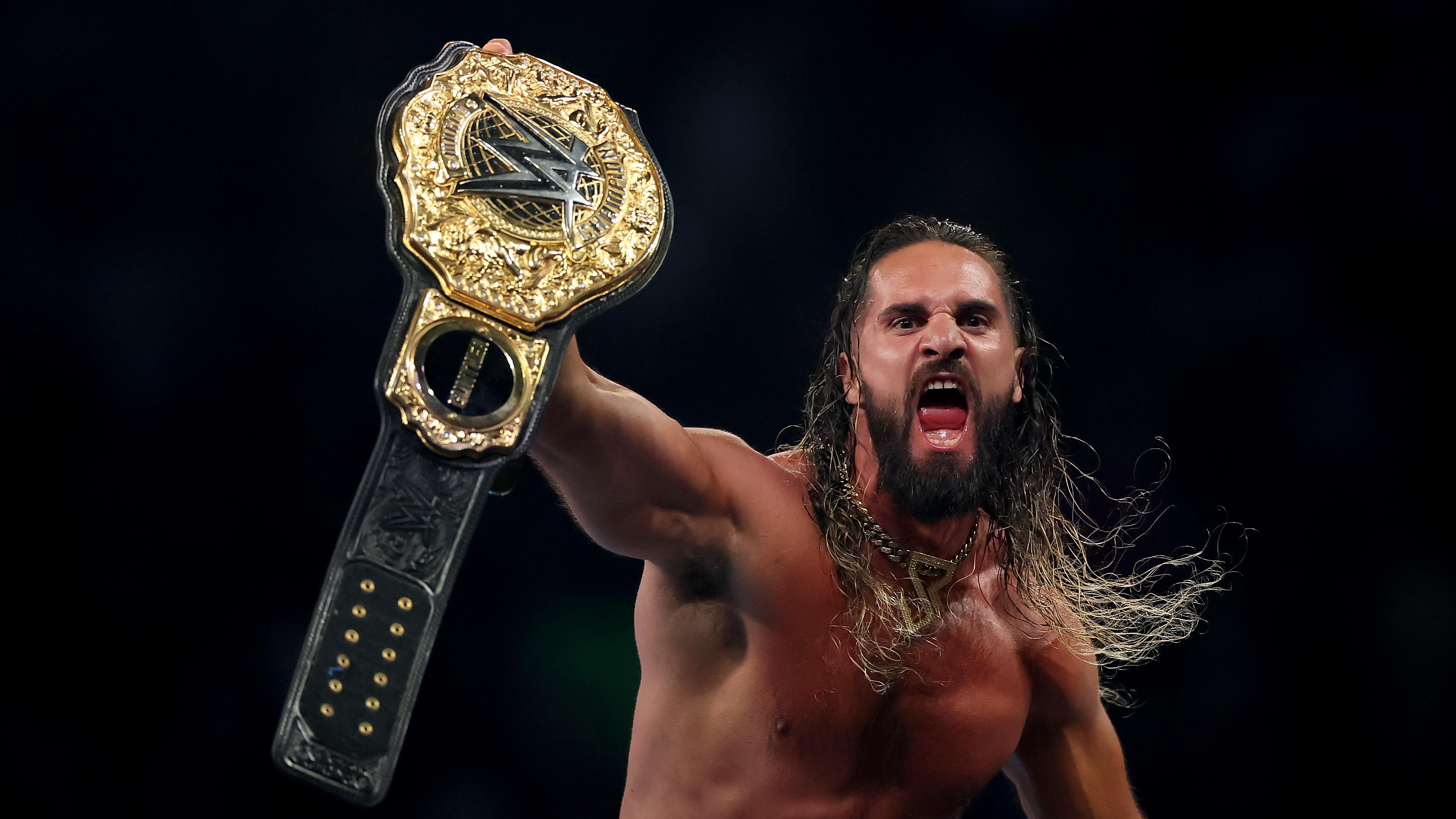 ☆*:.。.Rollins.。.:*☆ Seth Rollins cashes in after CM Punk wins world heavyweight