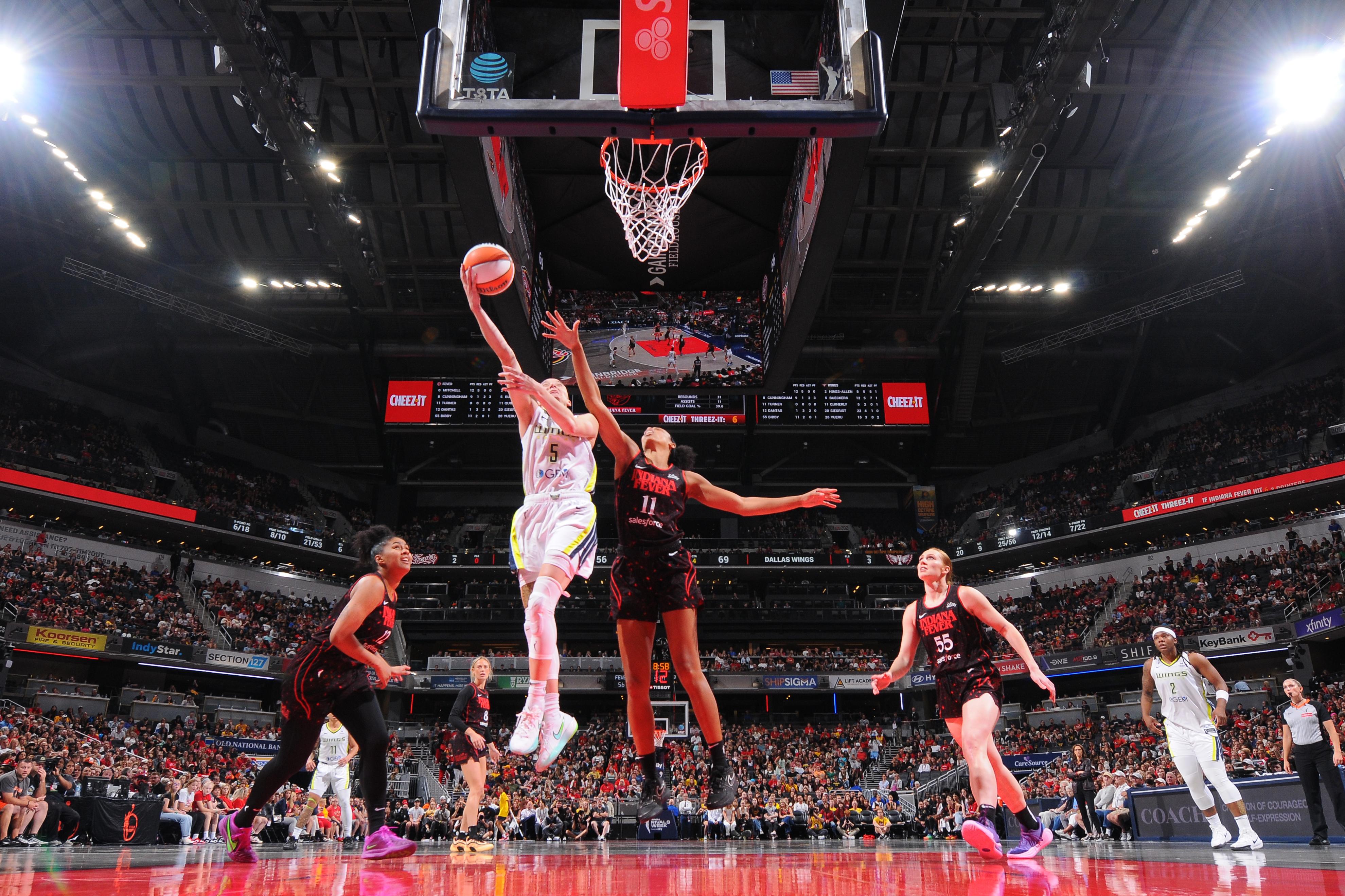 Paige Bueckers Scores 16 as Wings Beat Aliyah Boston, Fever with Caitlin Clark Out