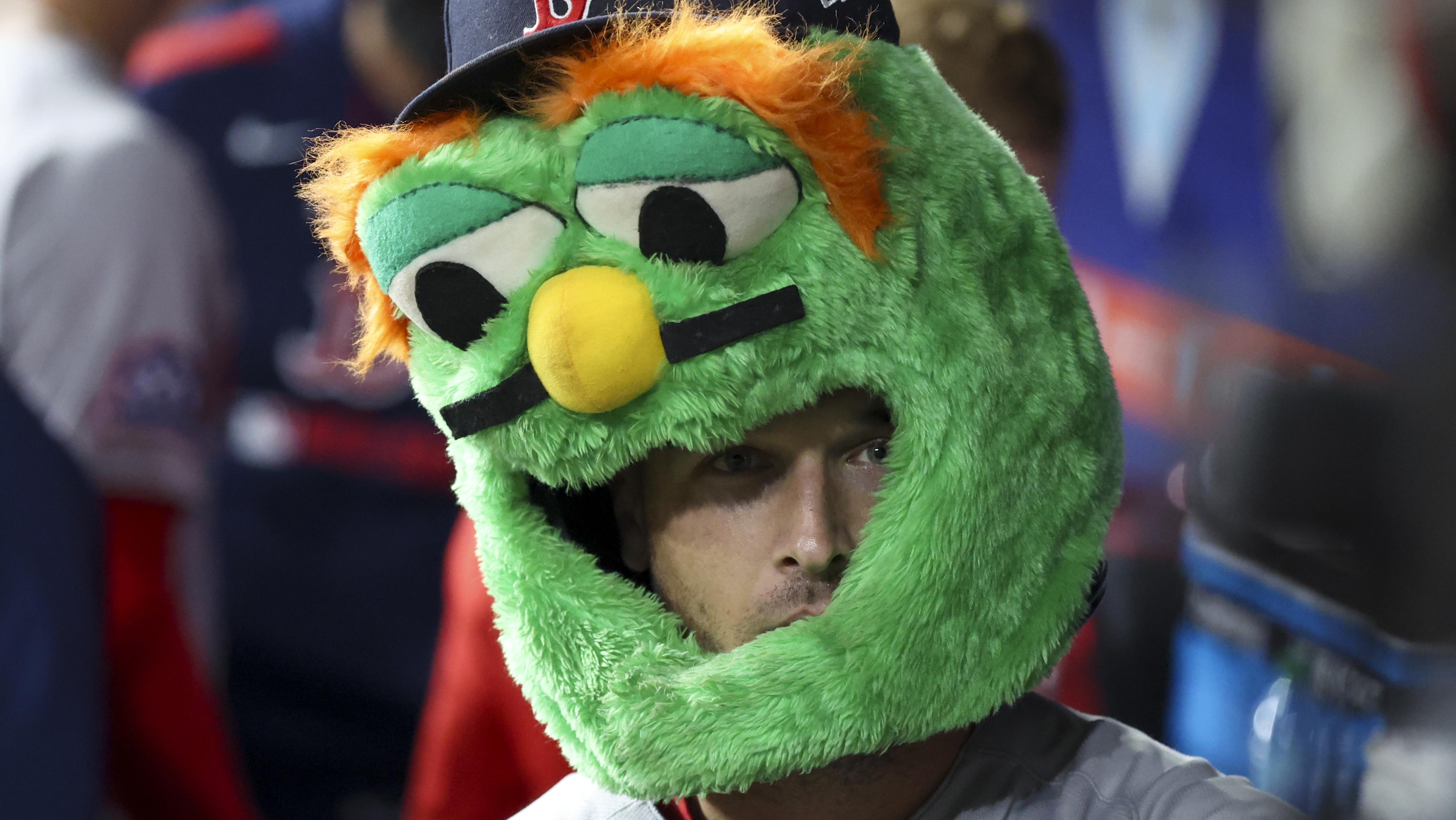Alex Bregman to Use Bat Inspired by Red Sox Mascot Wally for 2025 MLB Players Weekend