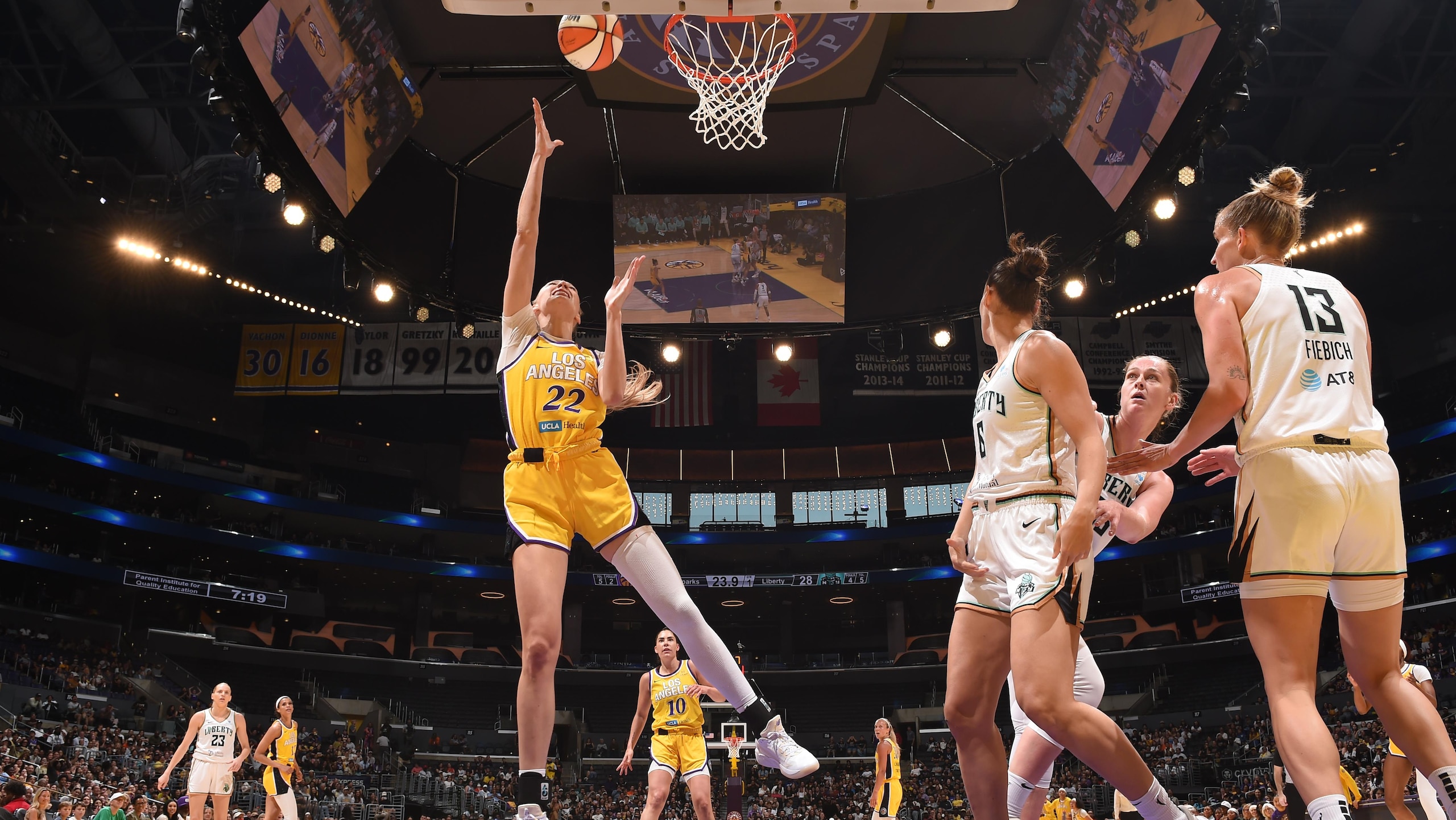 New York Liberty v Los Angeles Sparks