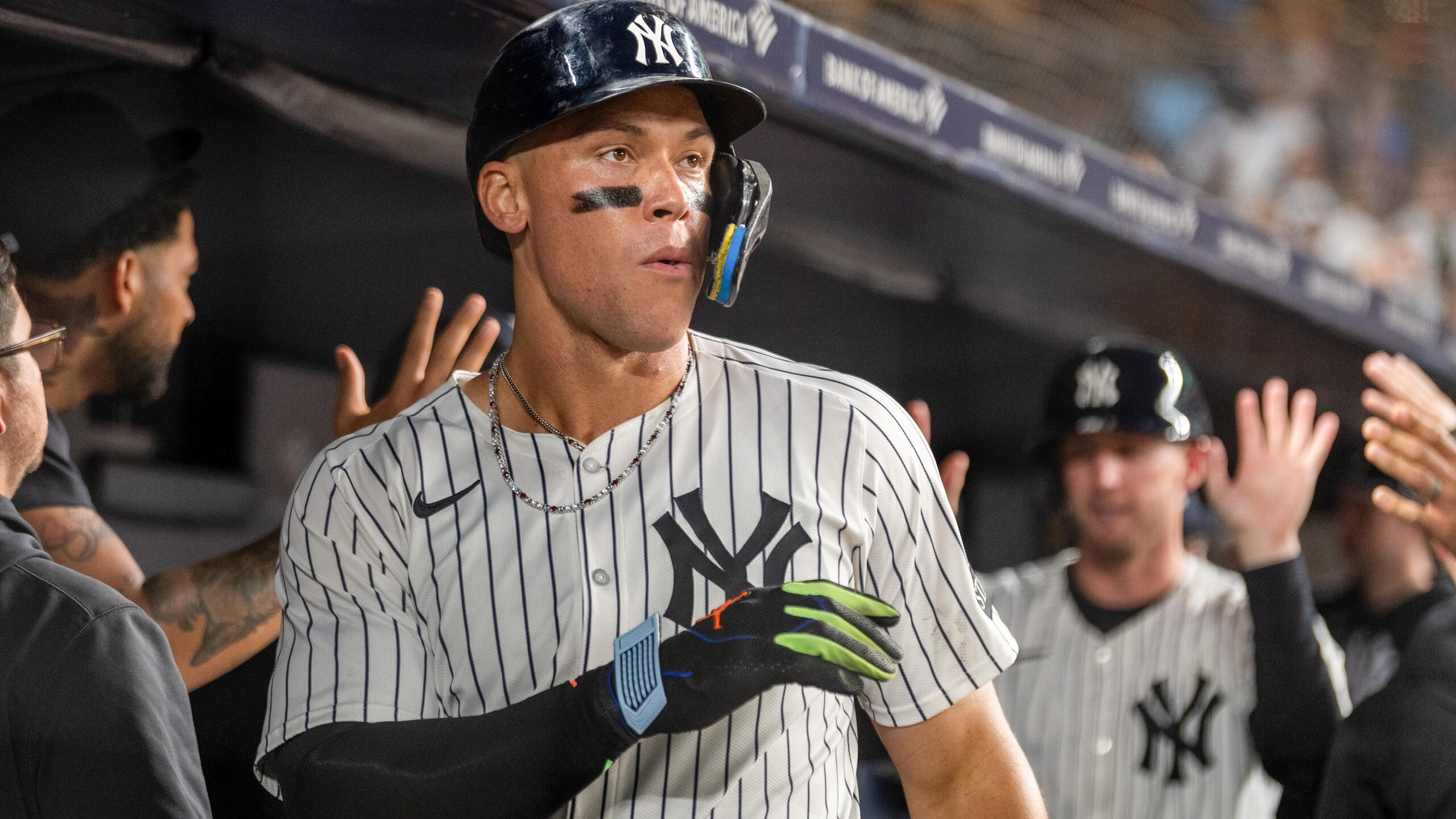 Minnesota Twins v. New York Yankees Minnesota Twins v. New York Yankees