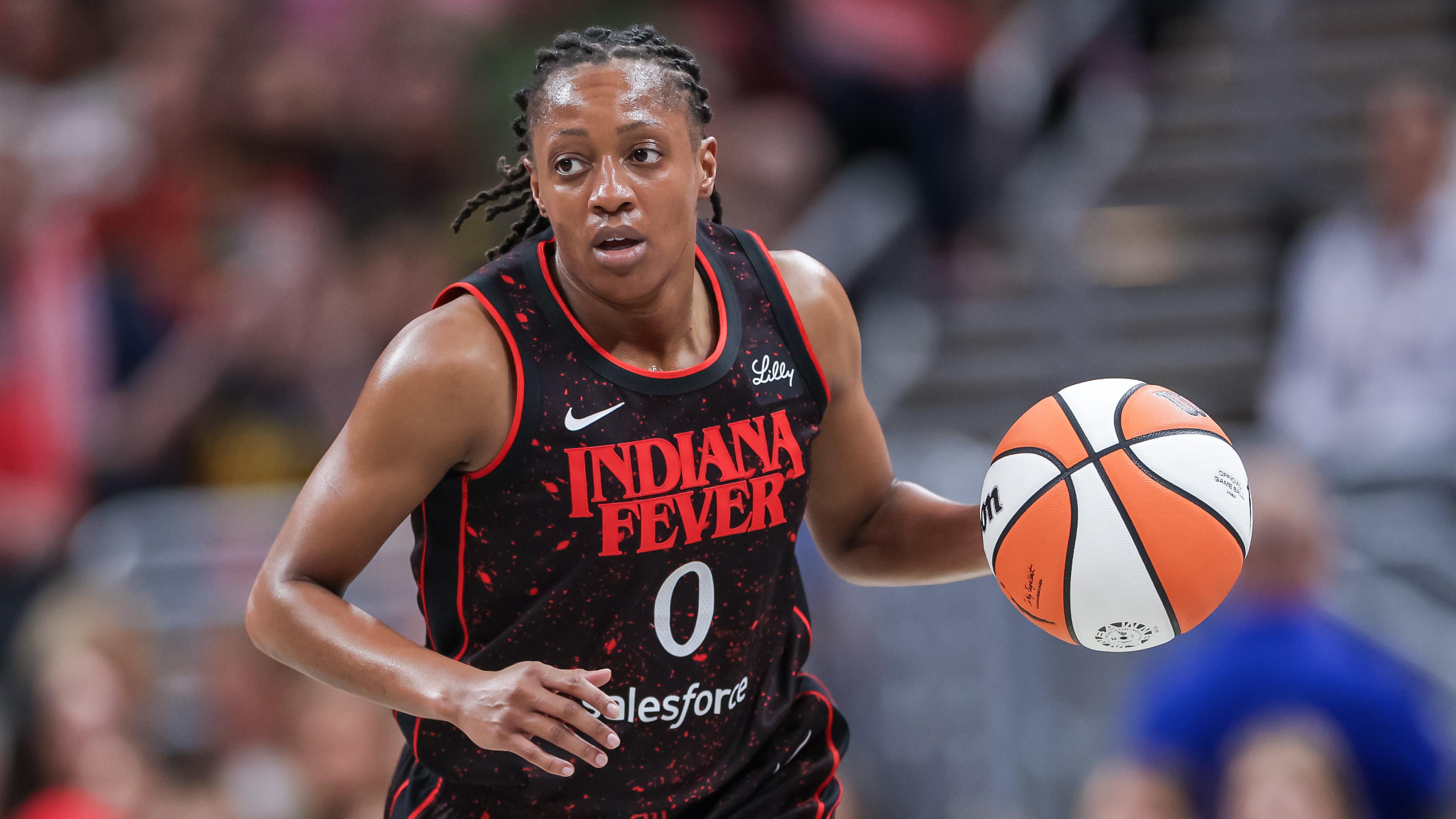 Chicago Sky v Indiana Fever