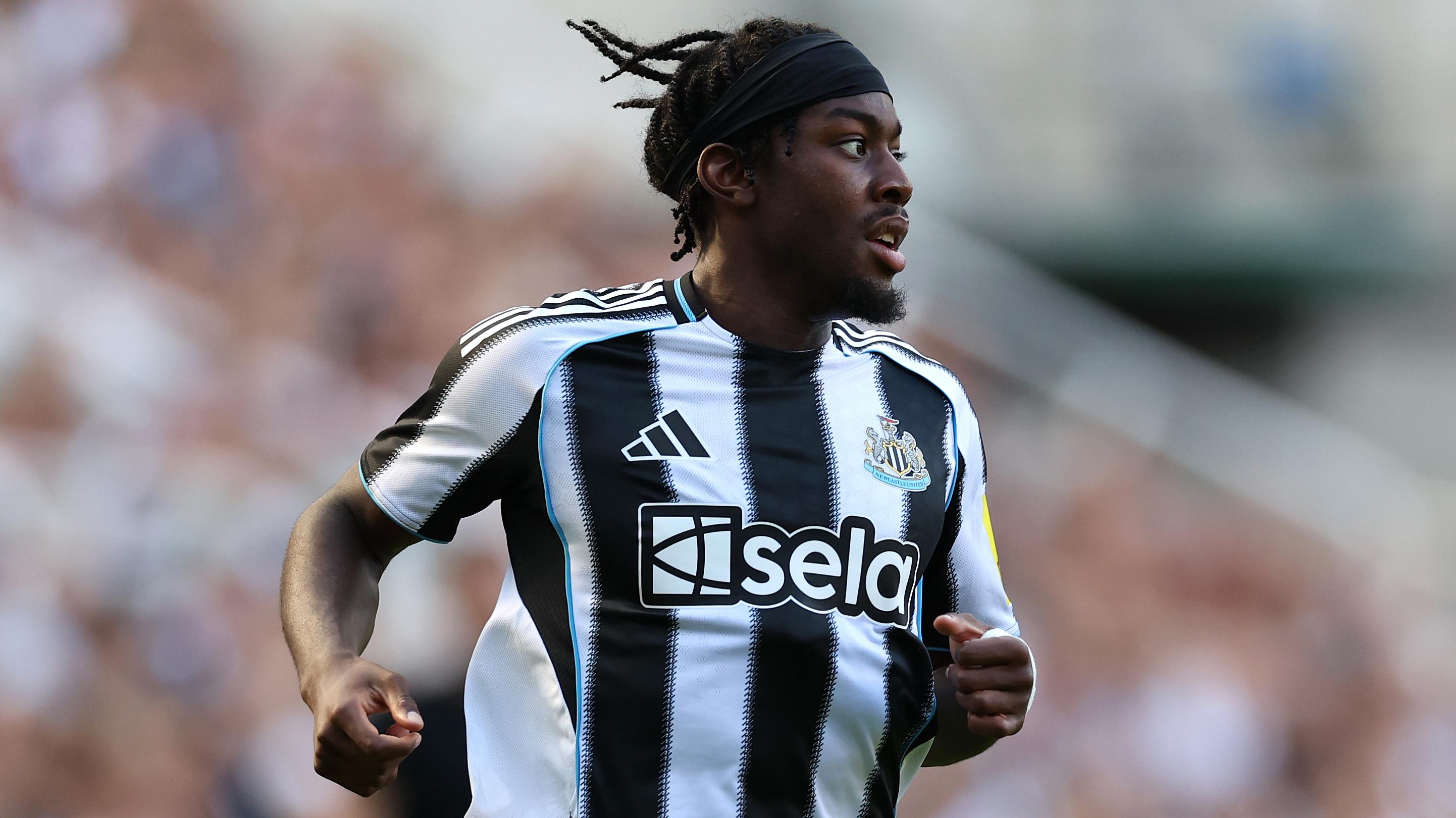 Newcastle United v Atletico Madrid - Pre-Season Friendly