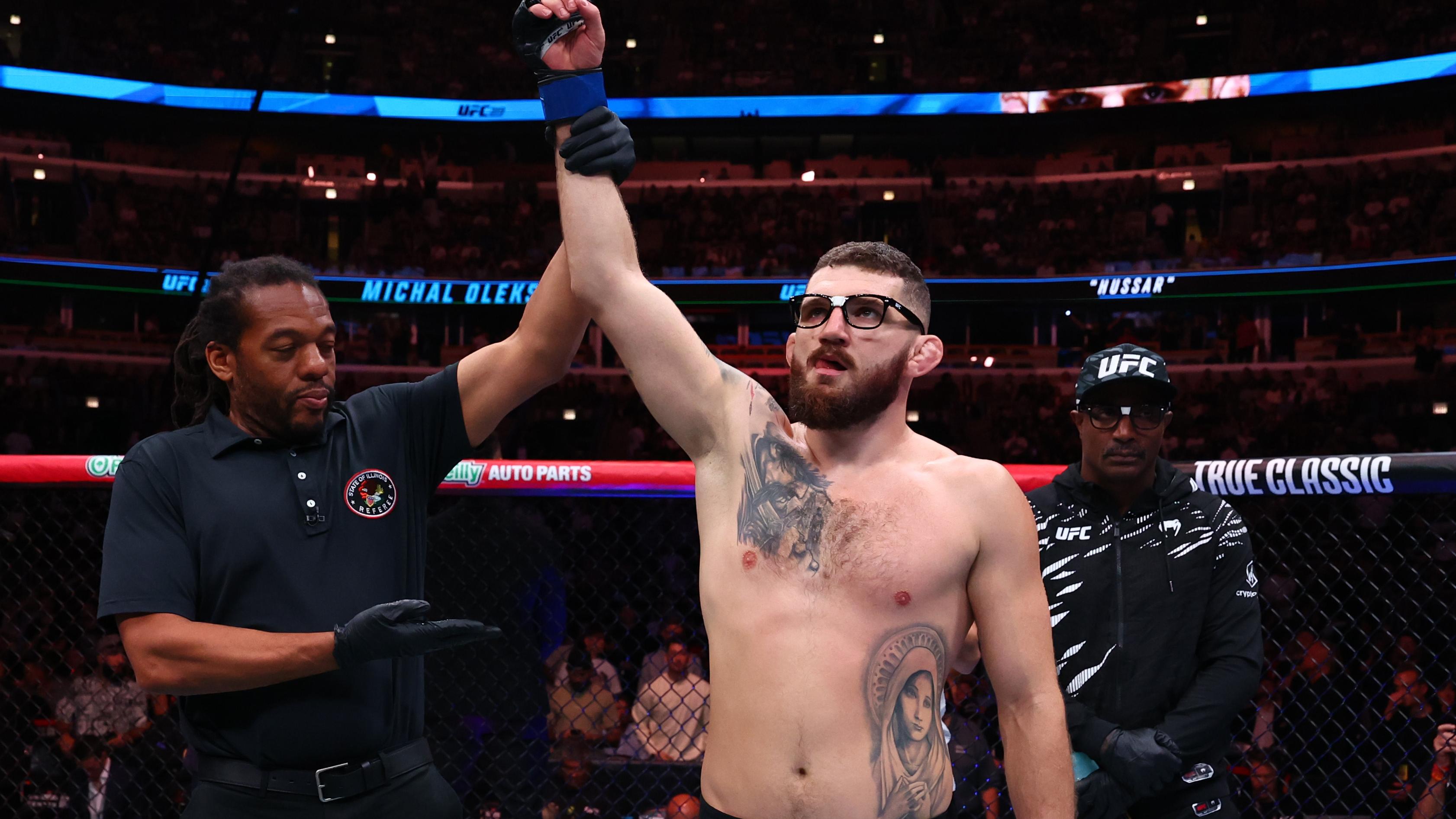 UFC 319: Meerschaert v Oleksiejczuk