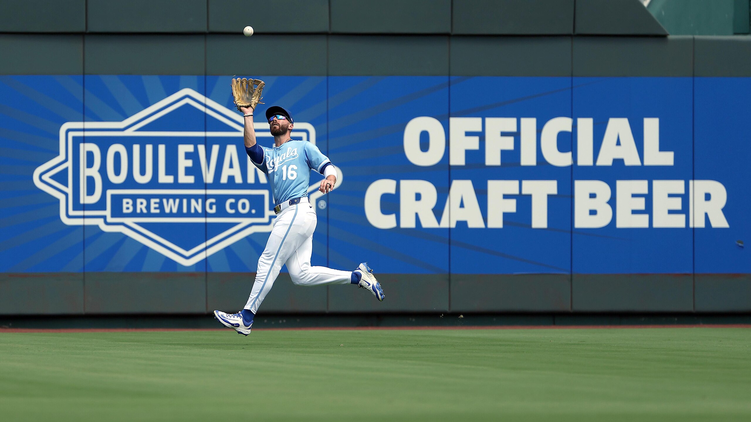 Chicago White Sox v Kansas City Royals
