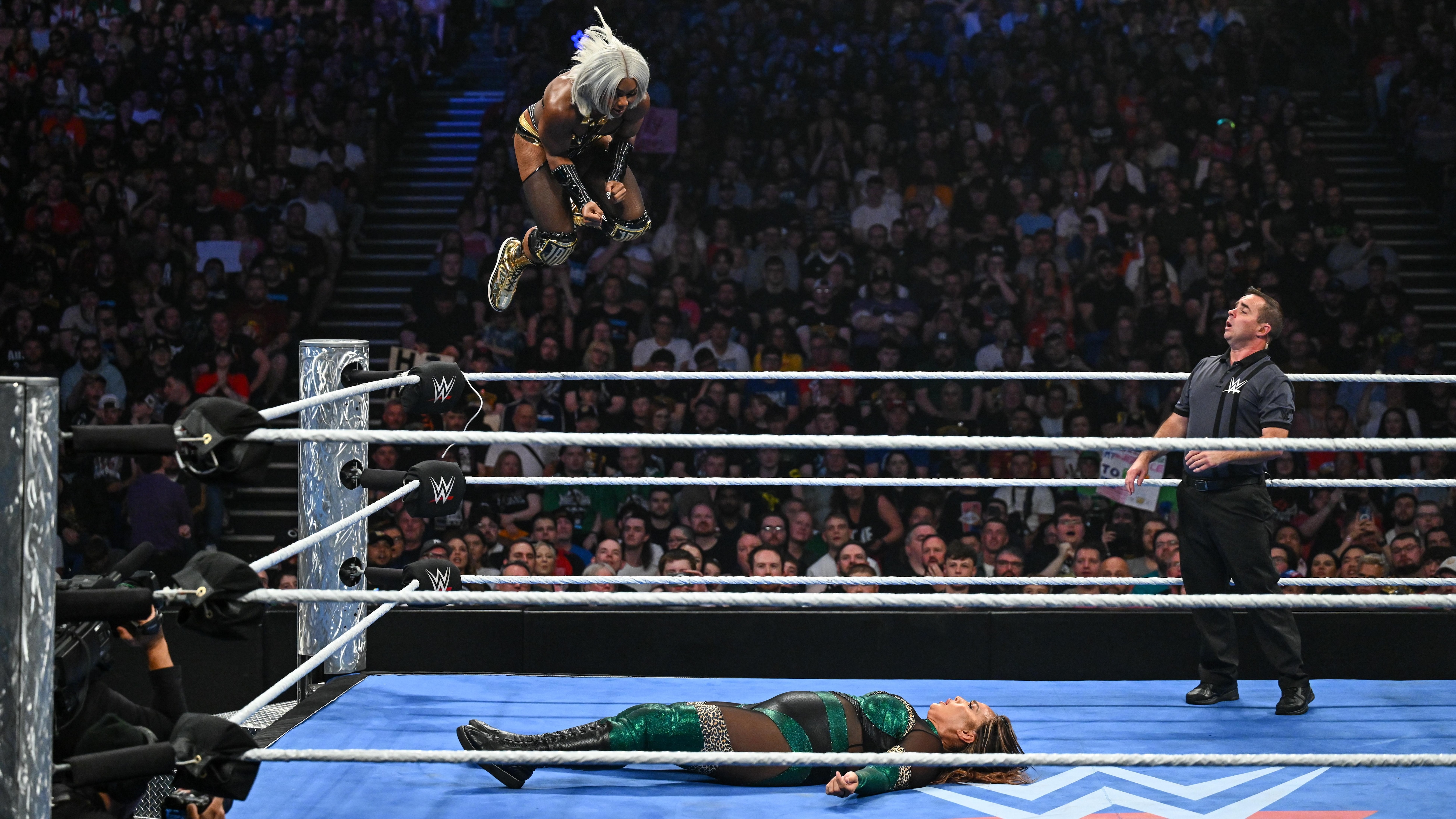 SmackDown
