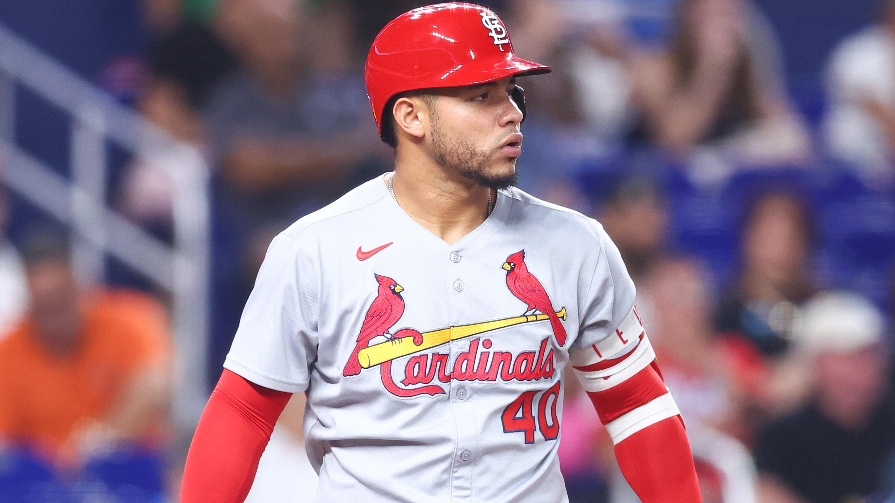 Cardinals’ Willson Contreras Suspended 6 Games by MLB, Threw Bat After Ejection