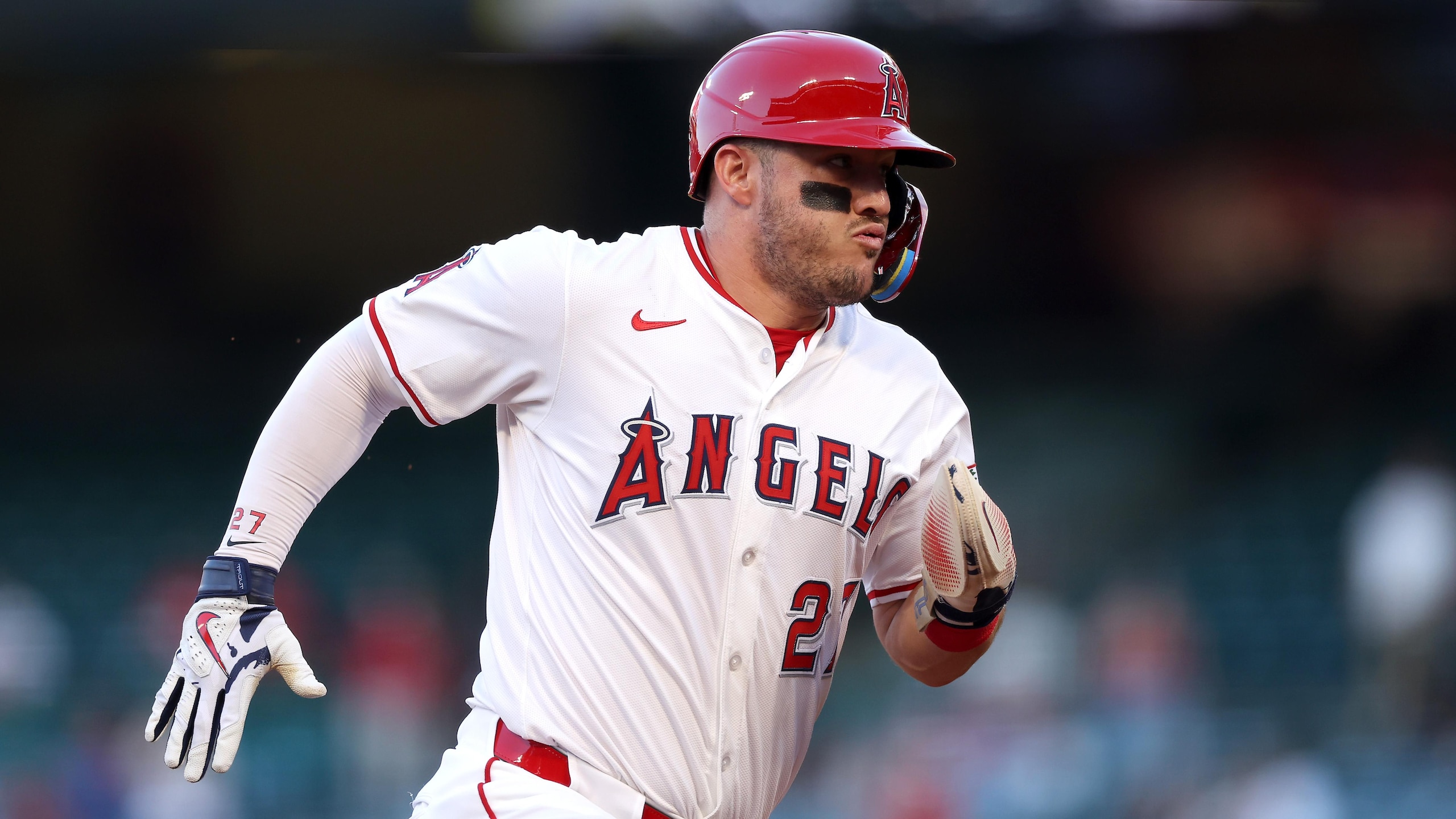 Cincinnati Reds v Los Angeles Angels