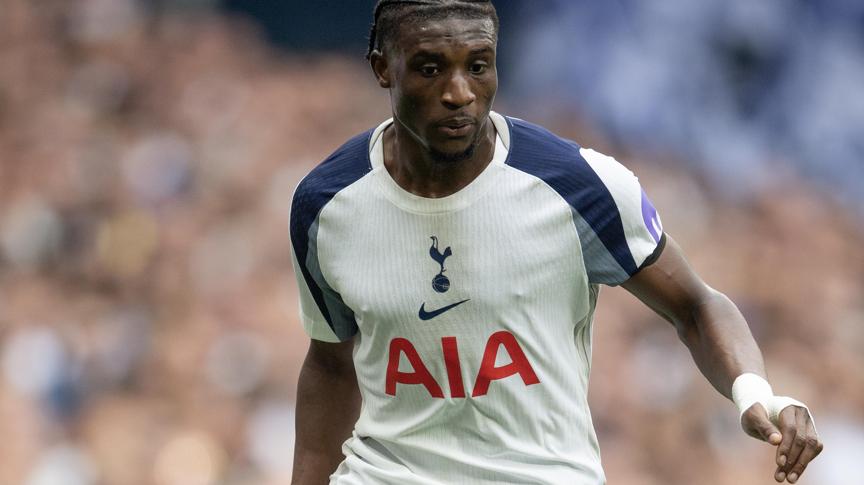 Tottenham Hotspur v Burnley - Premier League