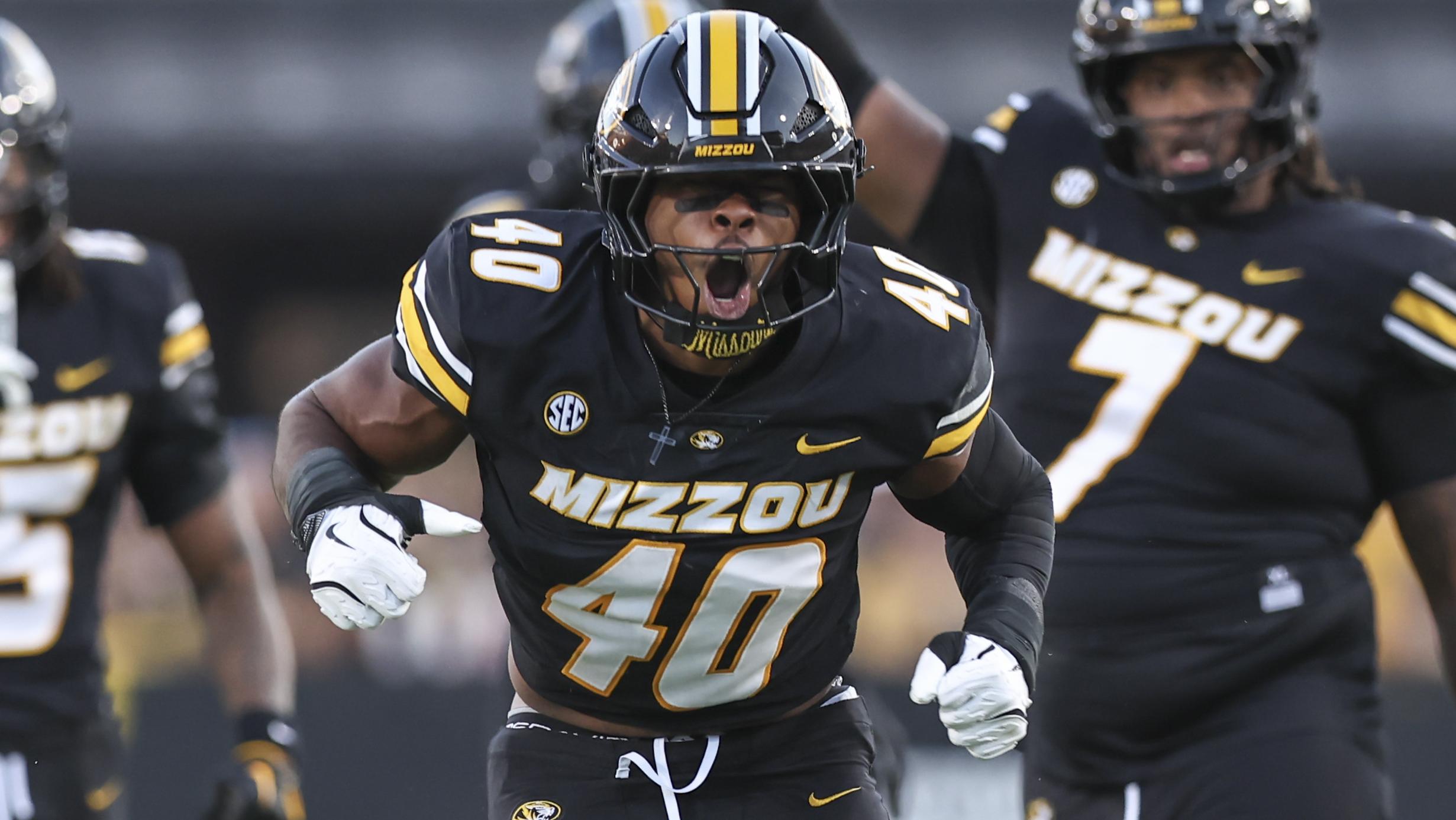 COLLEGE FOOTBALL: AUG 28 Central Arkansas at Missouri