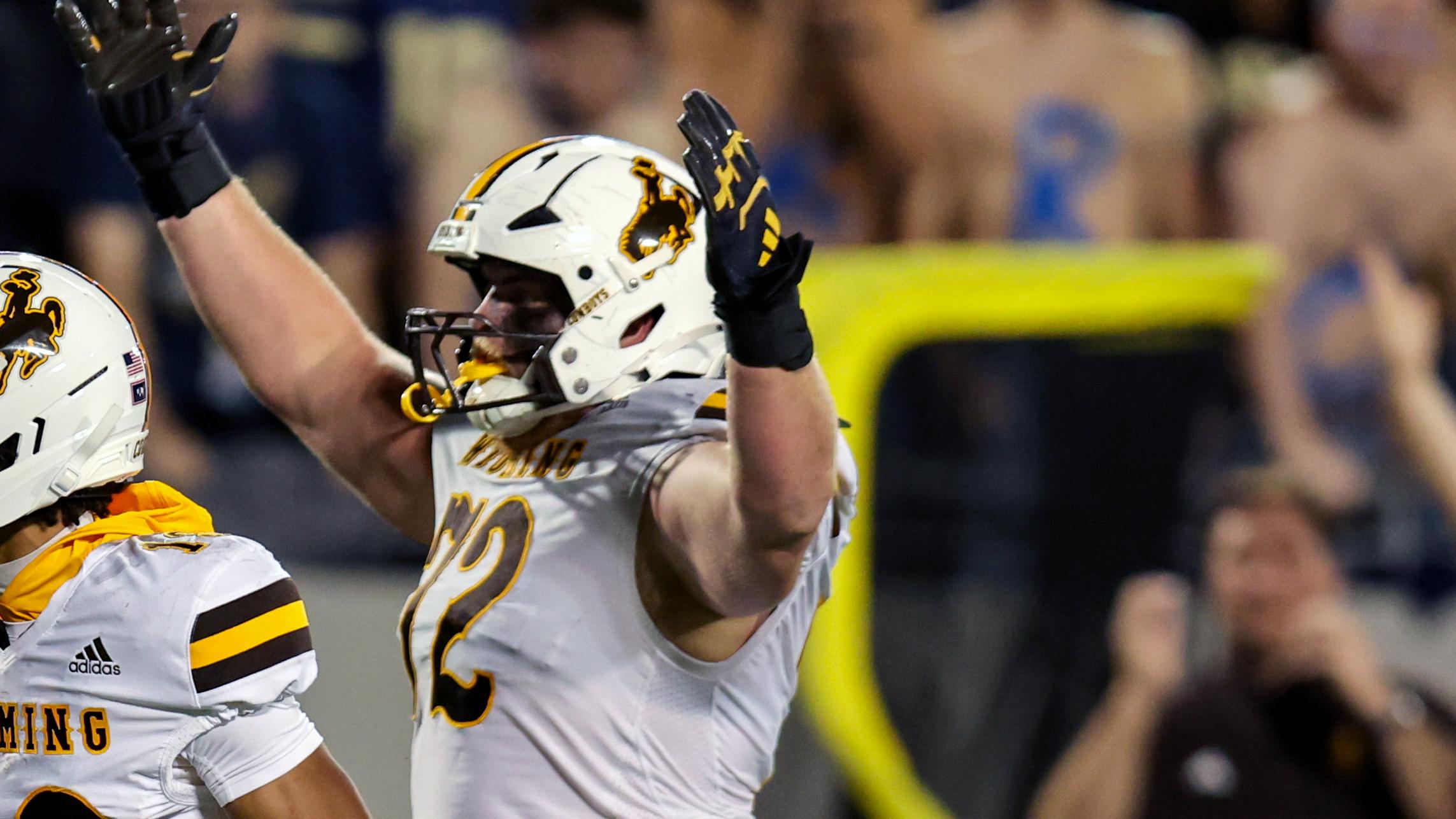 COLLEGE FOOTBALL: AUG 28 Wyoming at Akron