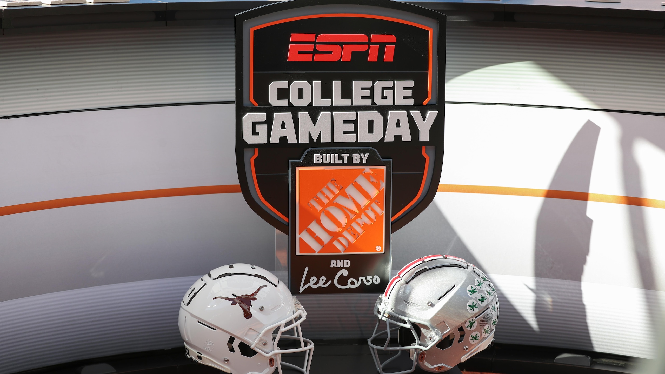 COLLEGE FOOTBALL: AUG 30 Texas at Ohio State