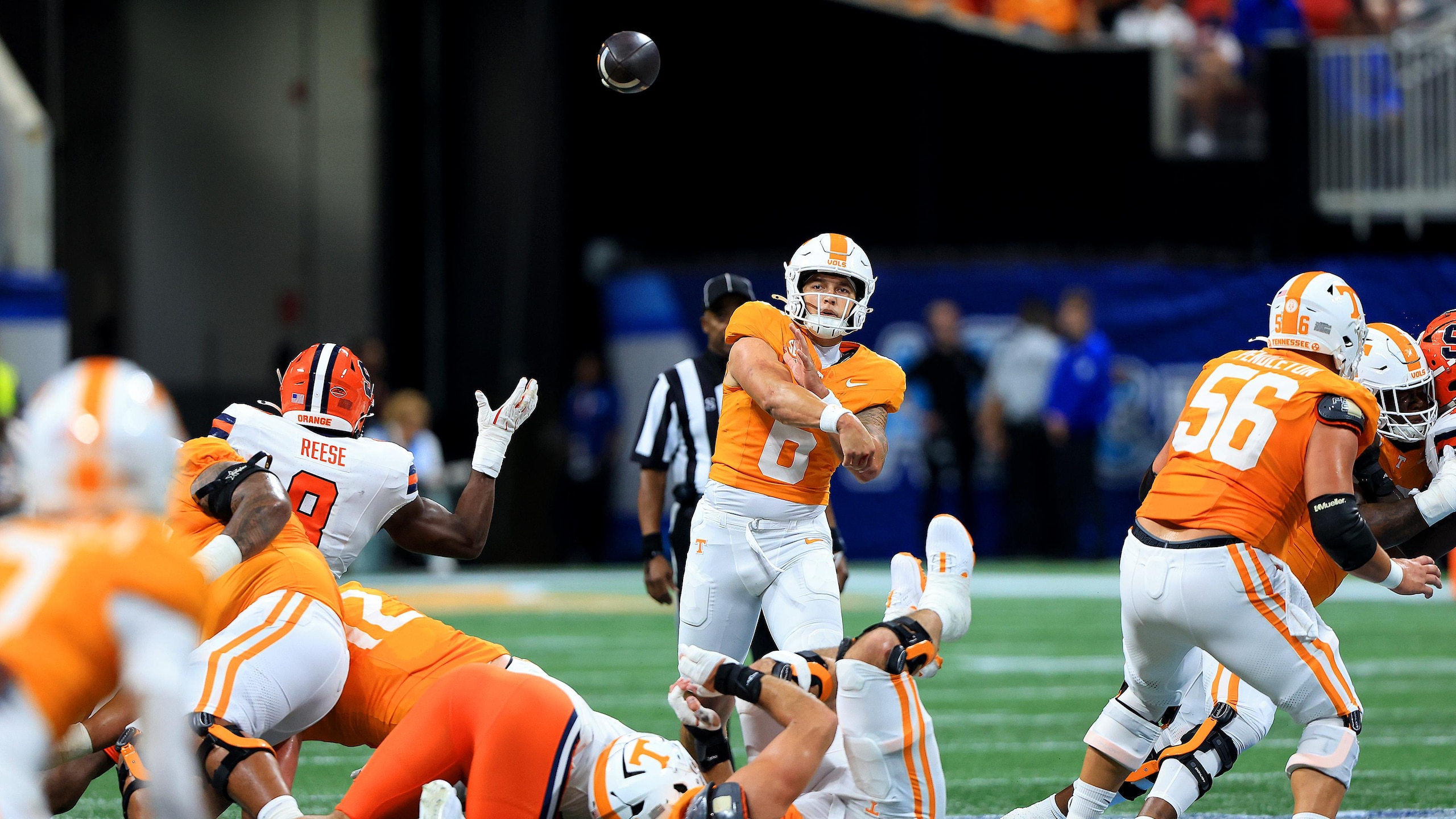 COLLEGE FOOTBALL: AUG 30 AFLAC Kickoff Game Syracuse vs Tennessee