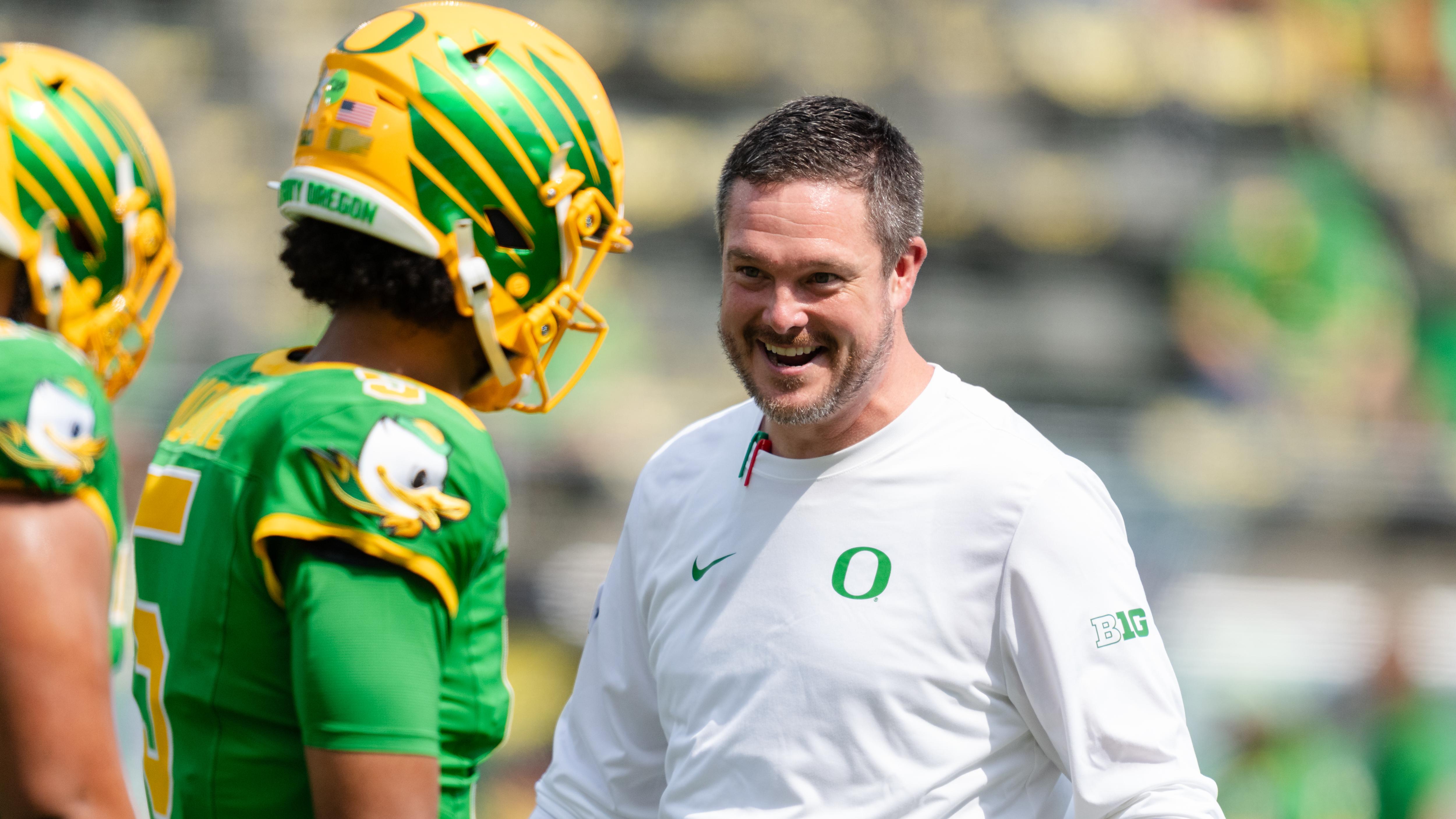 Dan Lanning Responds to Mike Gundy Calling out Oregon Spending Millions on CFB Team