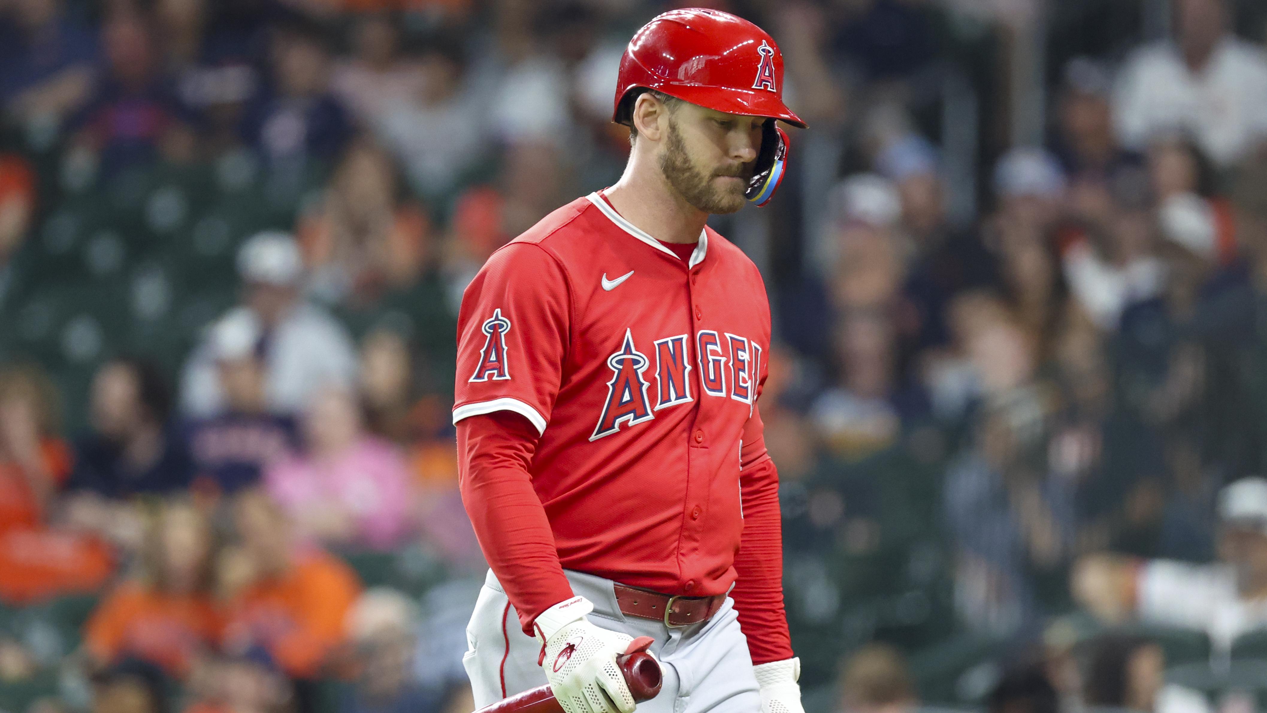Angels’ Taylor Ward Carted off with Facial Injury After Running into Astros Scoreboard