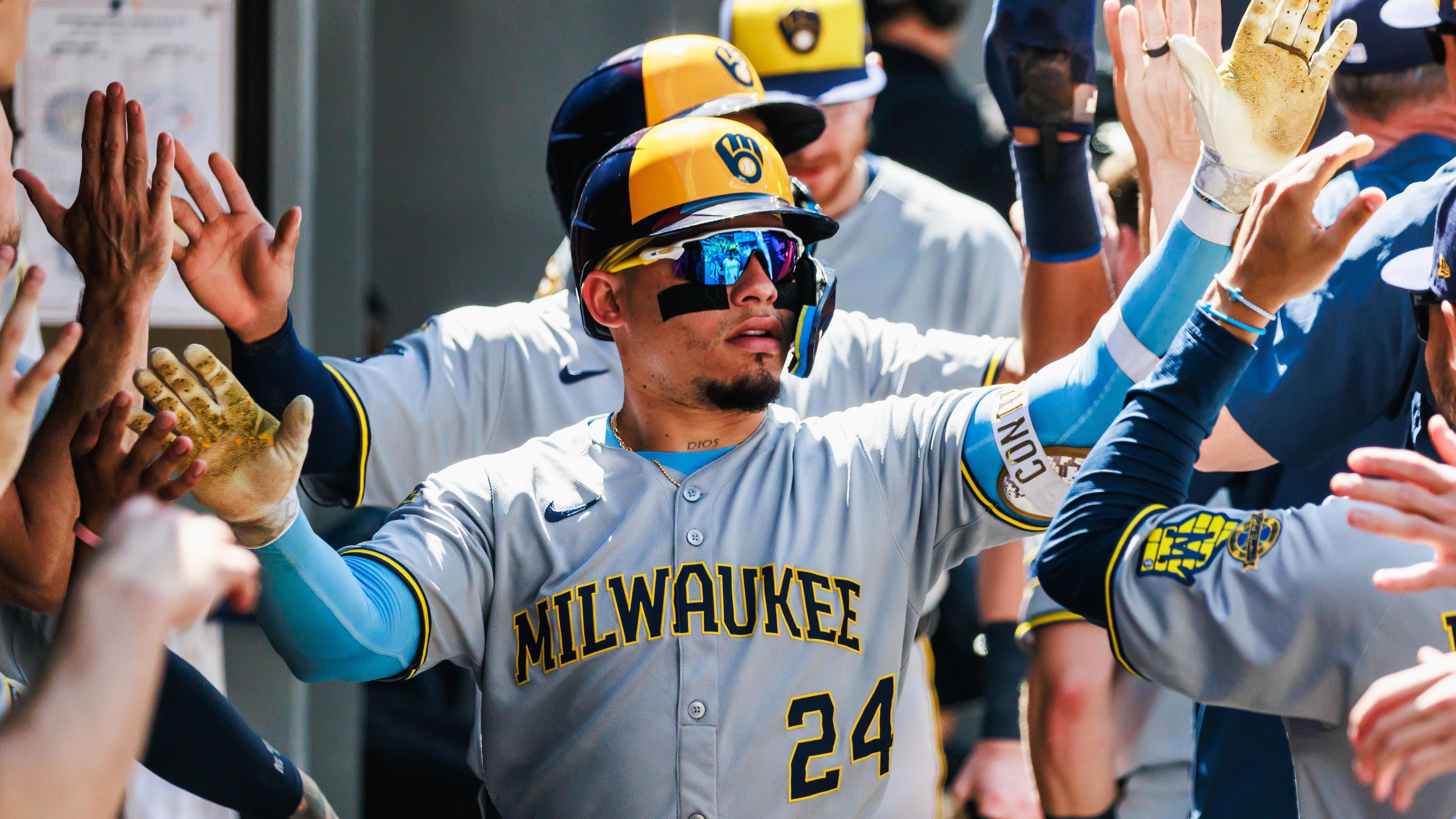 MLB: AUG 31 Brewers at Blue Jays