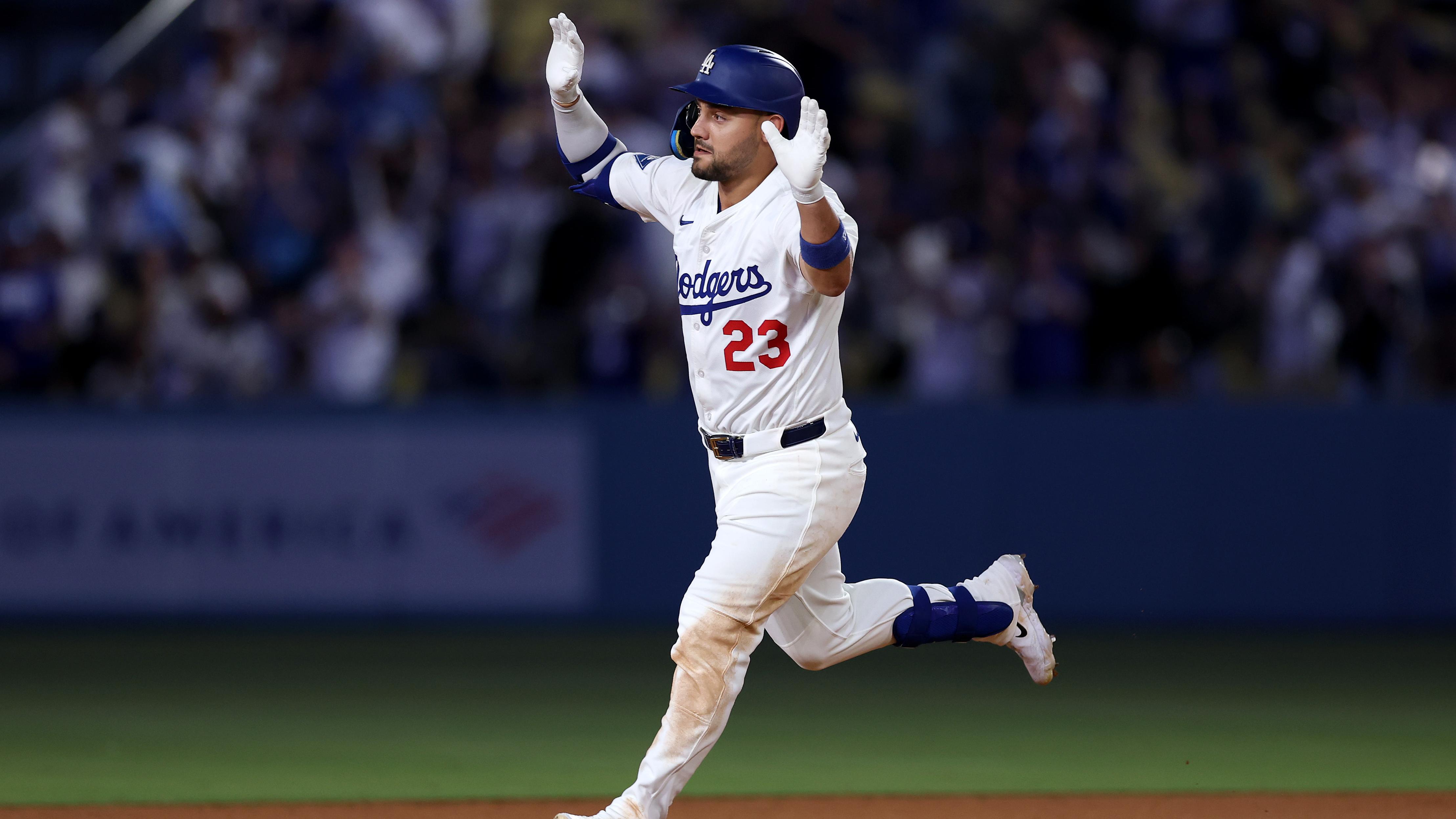 Cincinnati Reds v Los Angeles Dodgers