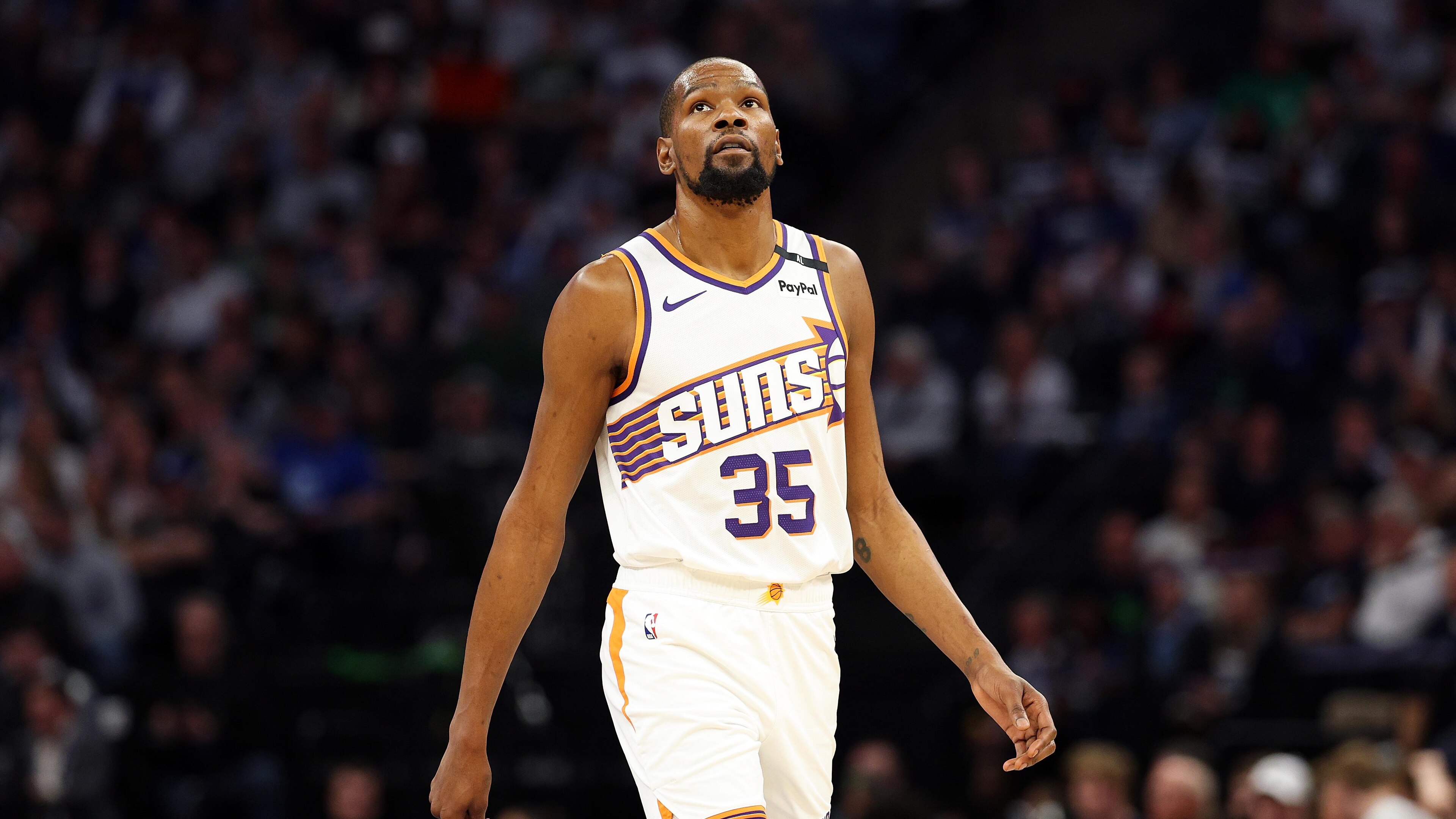 Phoenix Suns v Minnesota Timberwolves