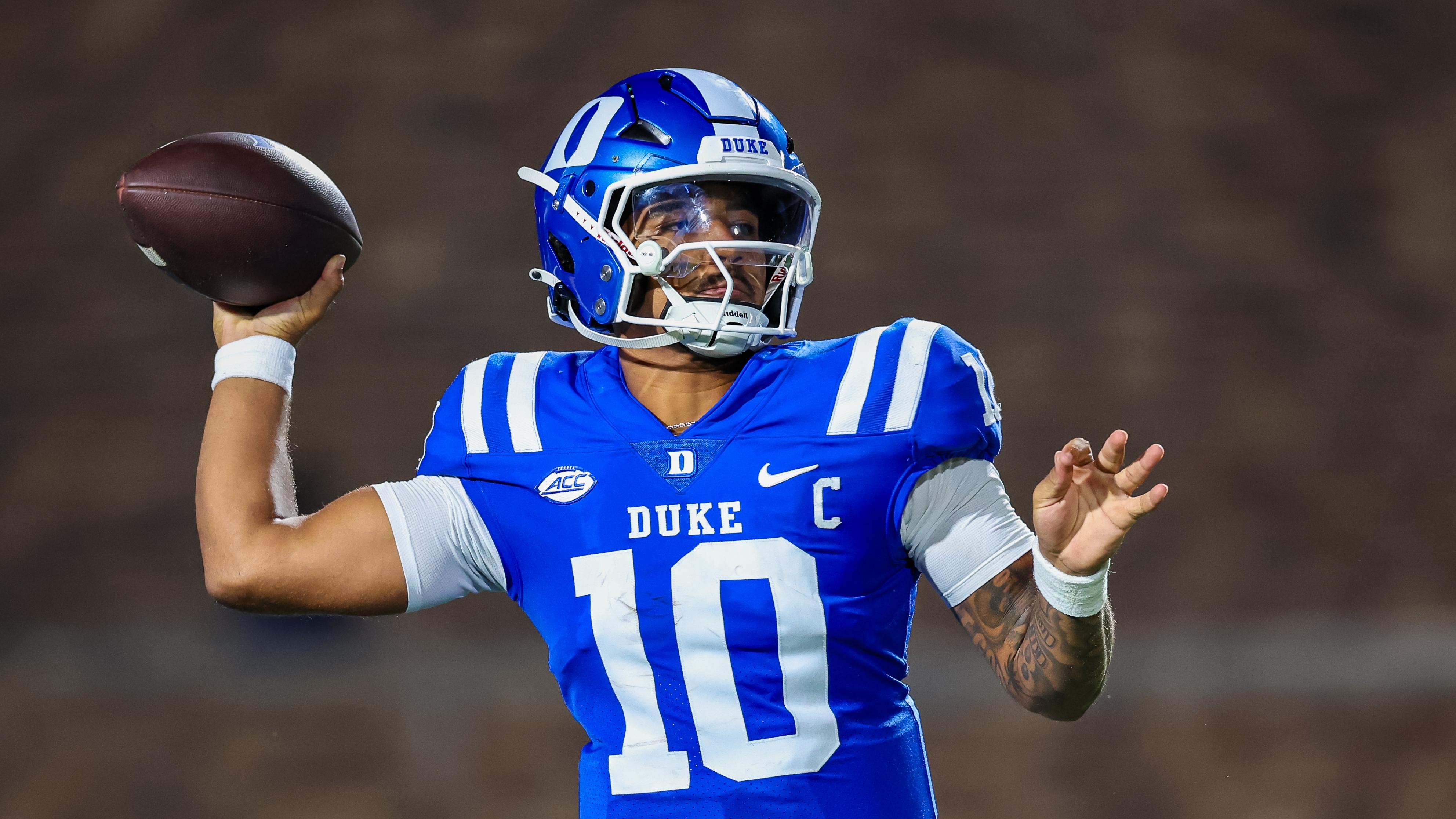 Report Card Grades for Top 20 College Football QBs After Week 1