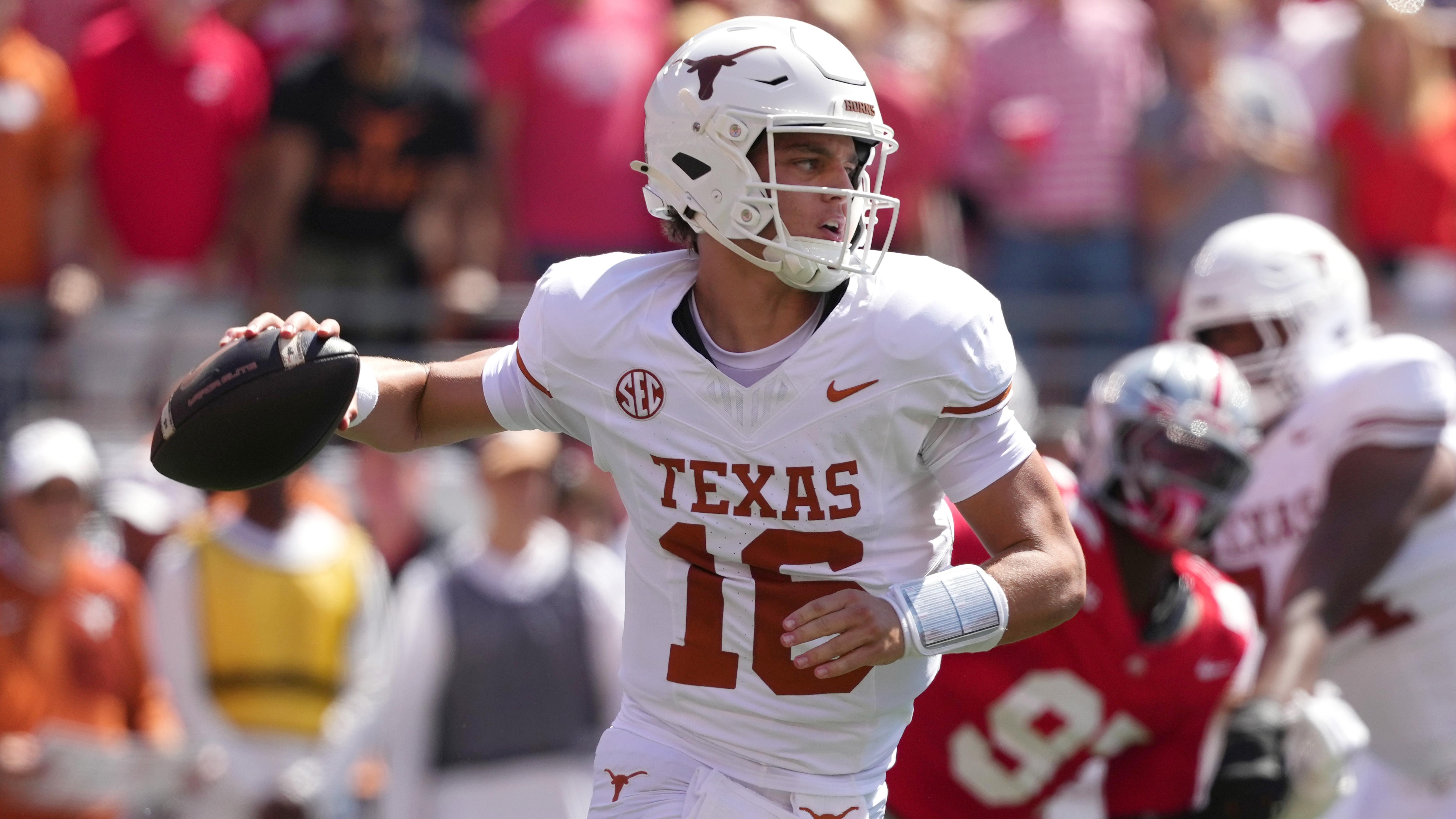 Tom Brady Discusses Arch Manning’s Struggles in Texas’ Loss to Ohio State on Video