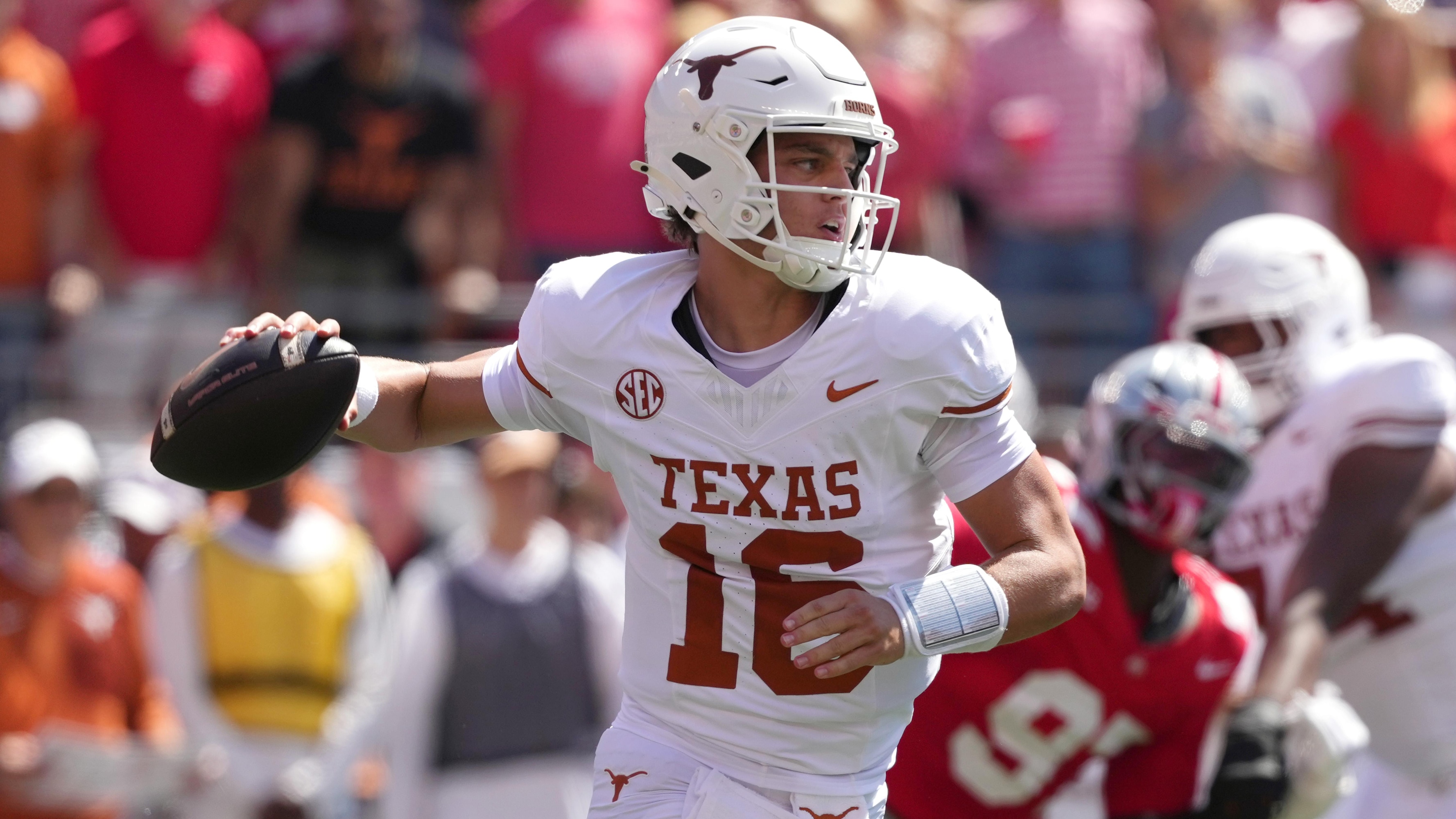 Tom Brady Discusses Arch Manning's Struggles in Texas' Loss to Ohio State on Video