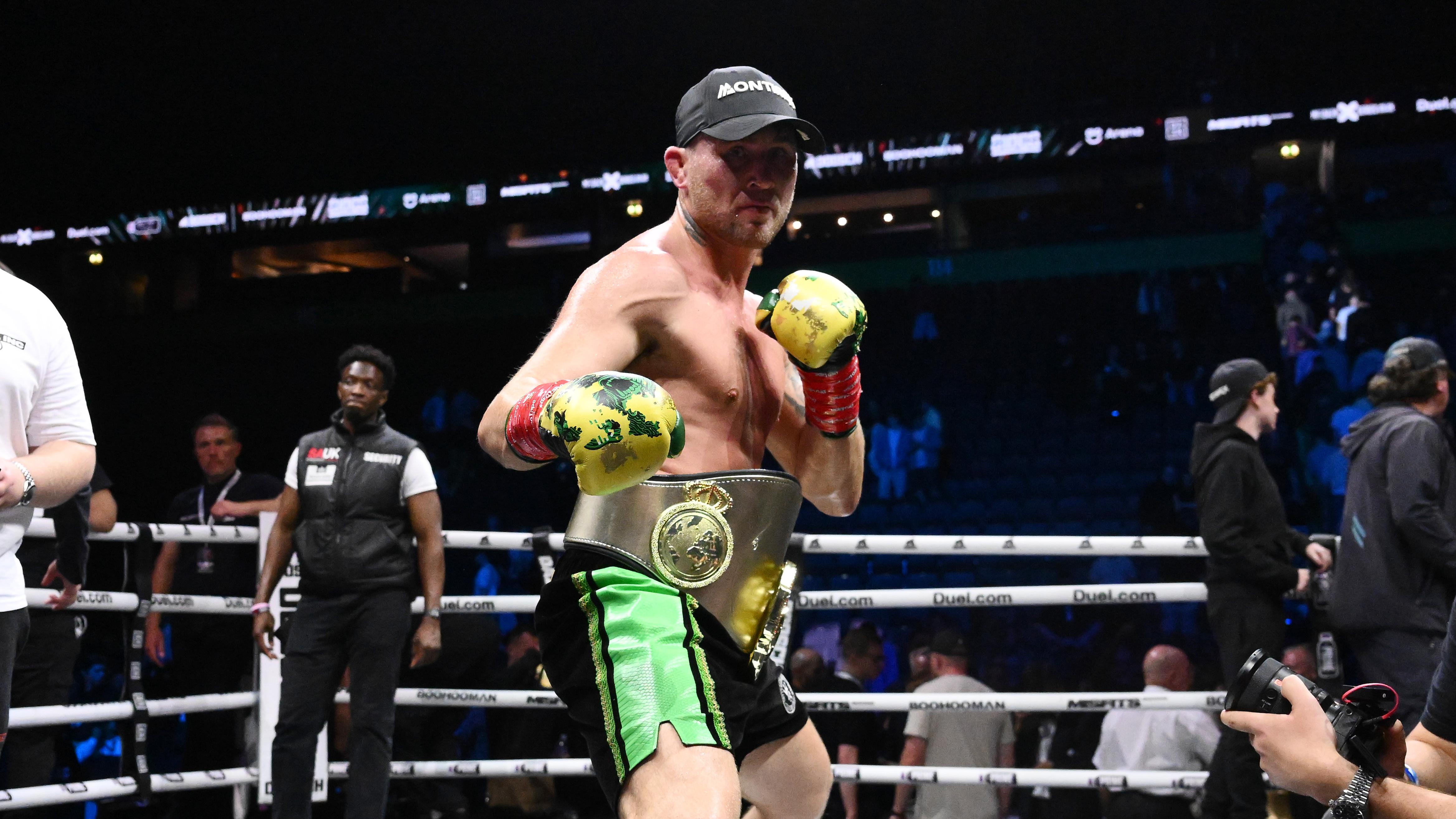 Darren Till Brutally KOs Luke Rockhold in Boxing Fight of UFC Legends on Video