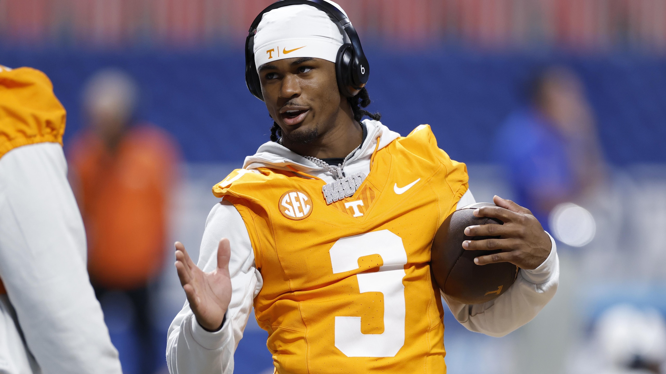 COLLEGE FOOTBALL: AUG 30 AFLAC Kickoff Game Syracuse vs Tennessee
