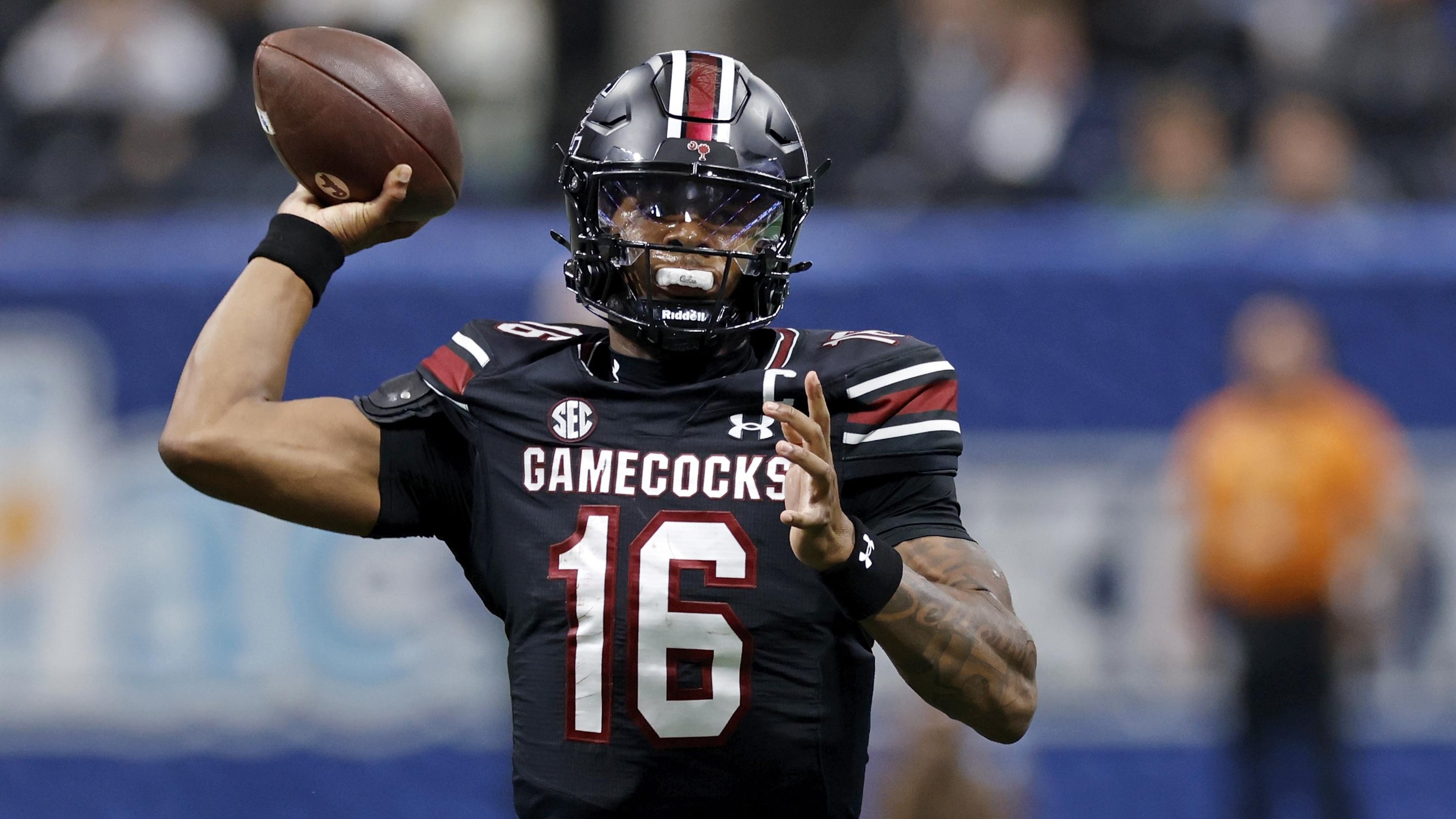COLLEGE FOOTBALL: AUG 31 AFLAC Kickoff Game Virginia Tech vs South Carolina COLLEGE FOOTBALL: AUG 31 AFLAC Kickoff Game Virginia Tech vs South Carolina
