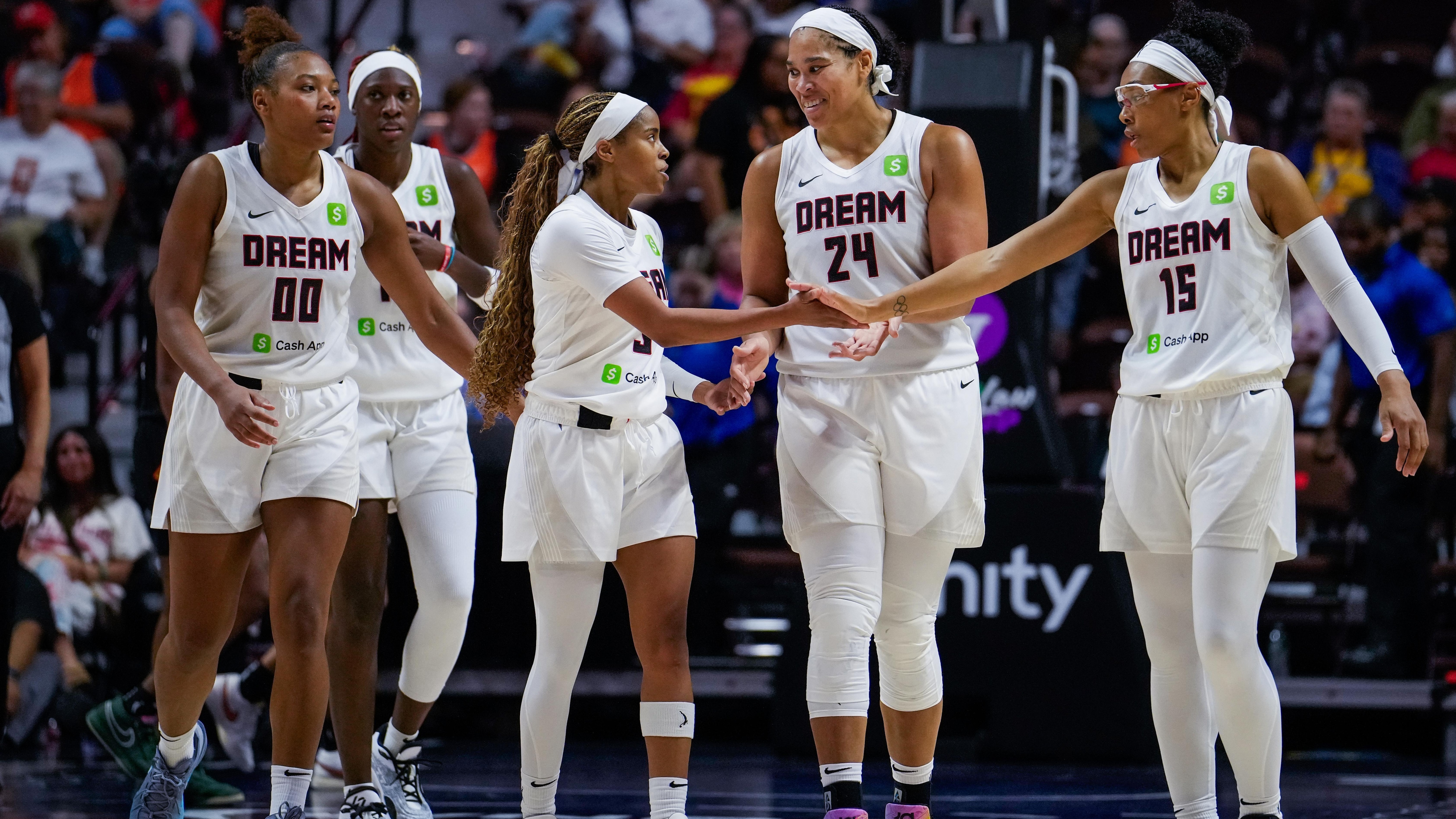 Atlanta Dream v Connecticut Sun