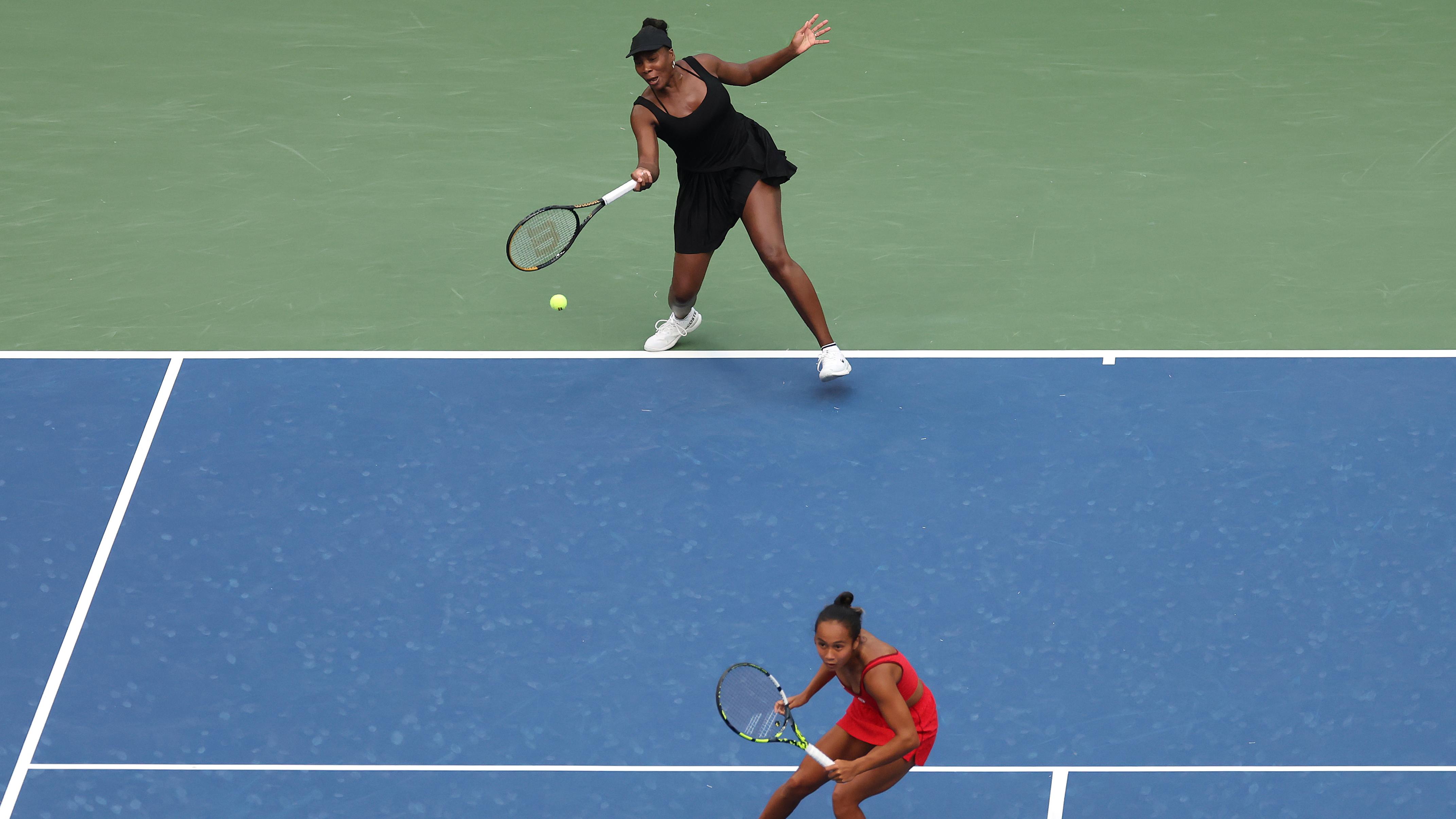 Venus Williams, Leylah Fernandez Out of US Open After Loss to No. 1 Townsend-Siniakova