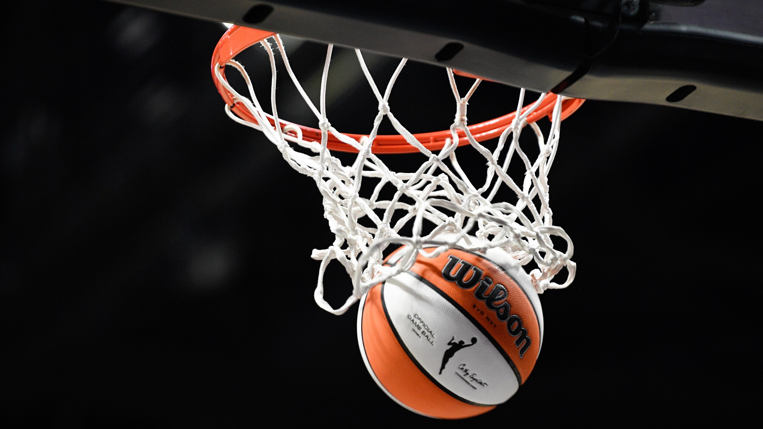 WNBA: SEP 06 Phoenix Mercury at Connecticut Sun
