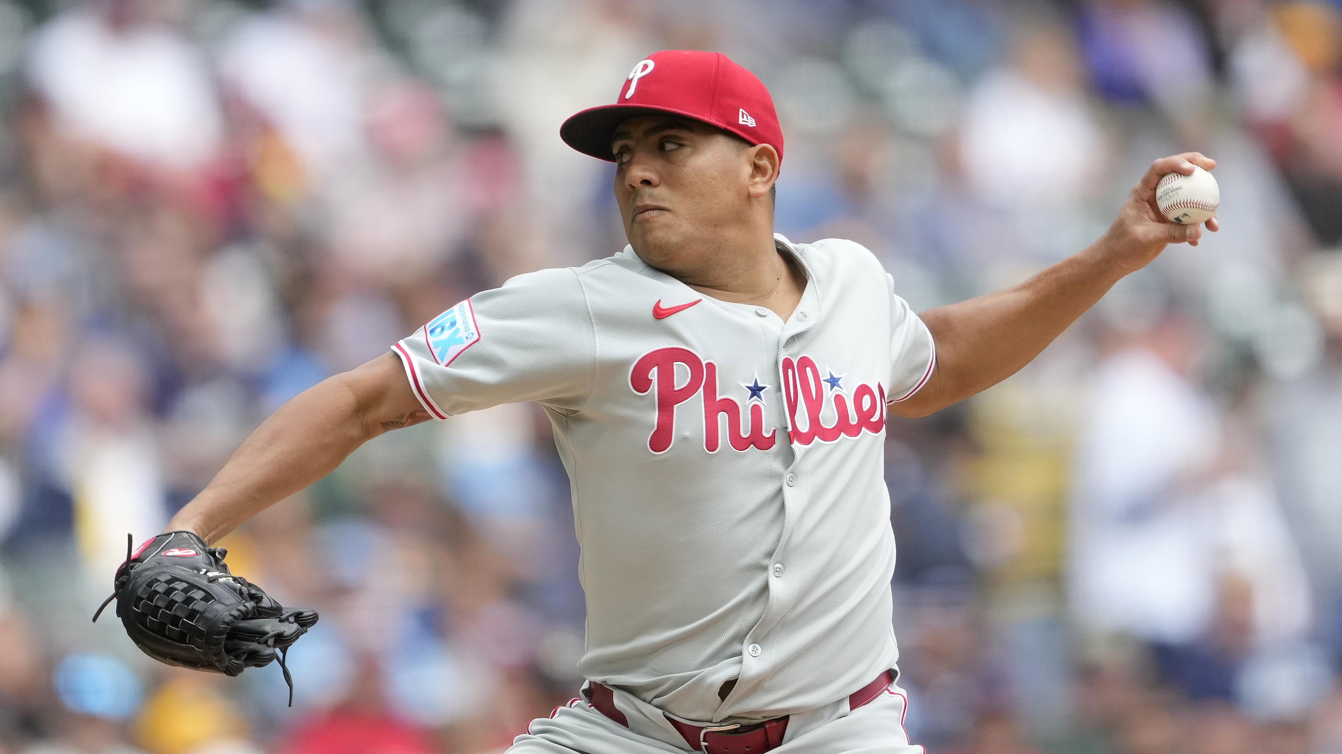 Philadelphia Phillies v Milwaukee Brewers