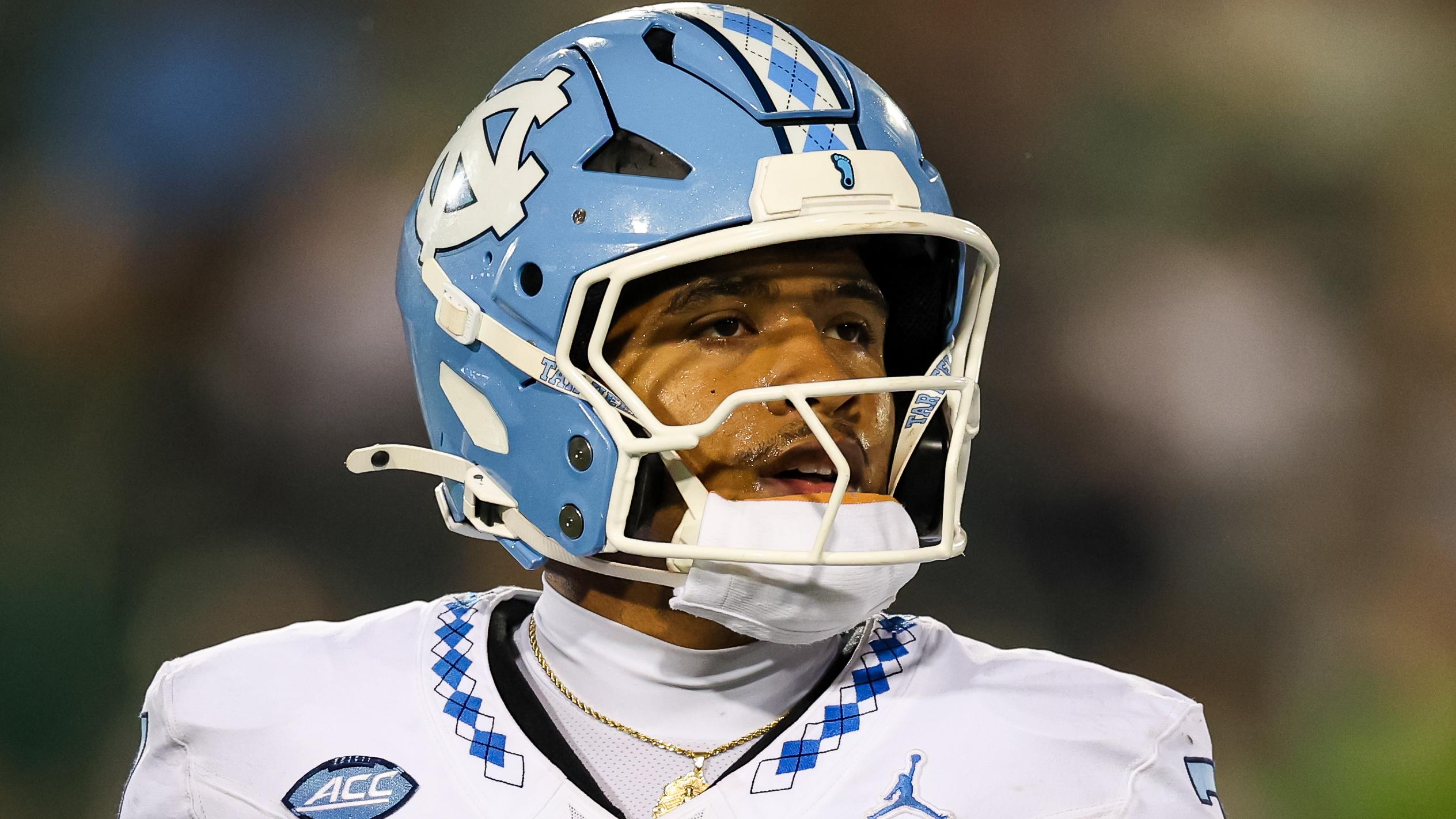 Bill Belichick, UNC Beat Richmond as Fans Question Gio Lopez’s Future as QB1
