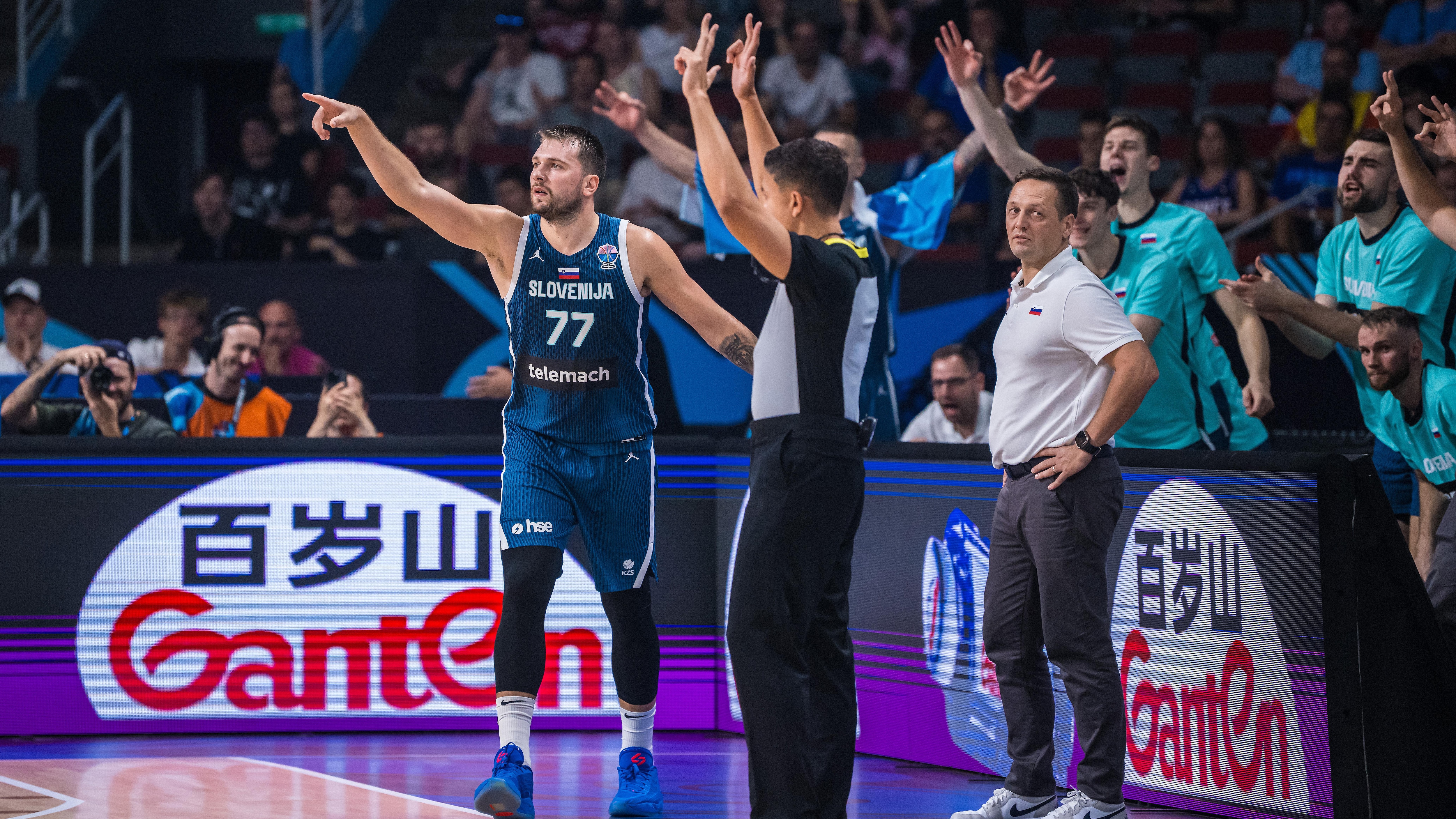 Luka Doncic Scores 42 as Slovenia Beat Italy to Reach FIBA EuroBasket Quarterfinals
