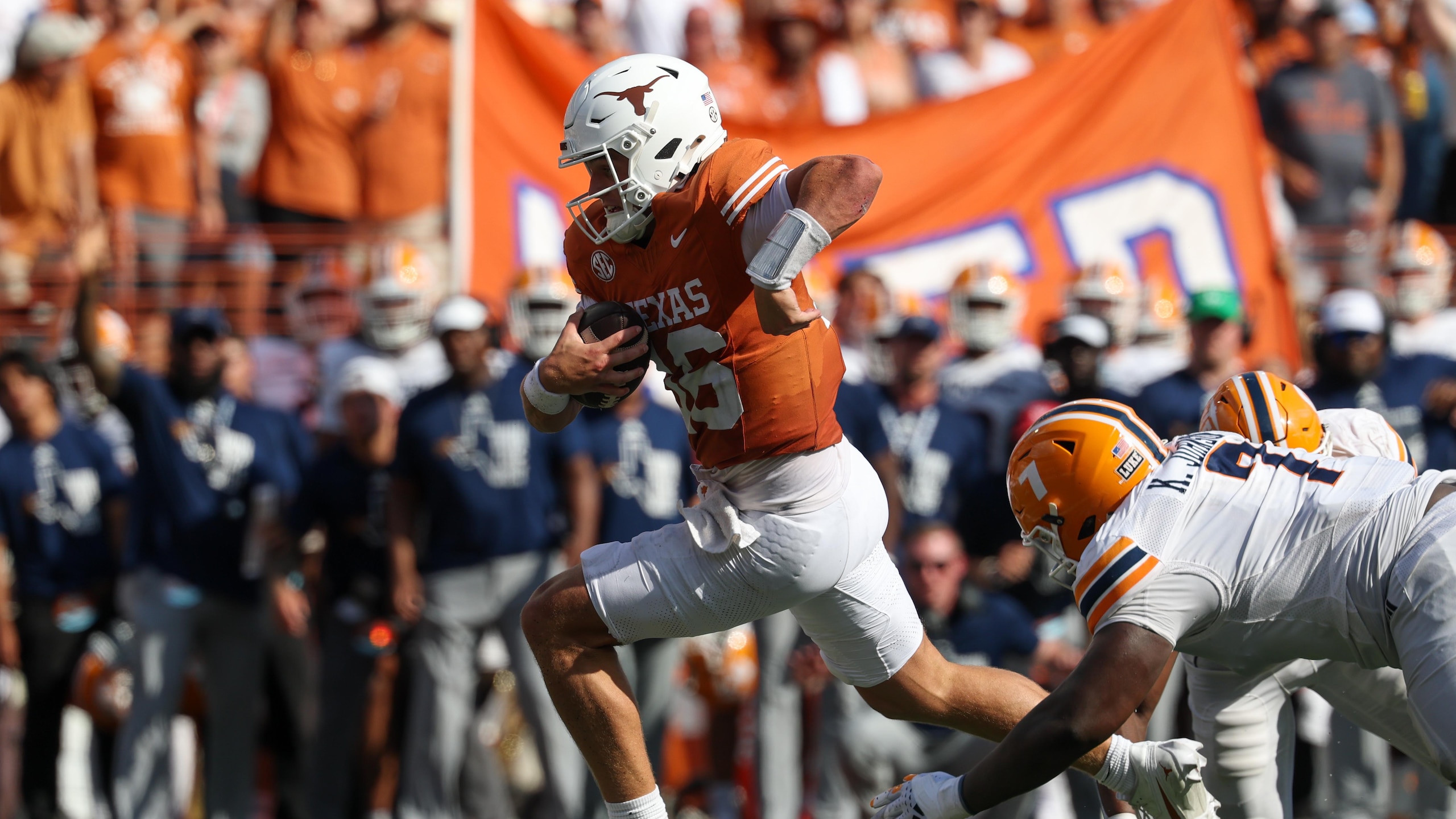 COLLEGE FOOTBALL: SEP 13 UTEP at Texas