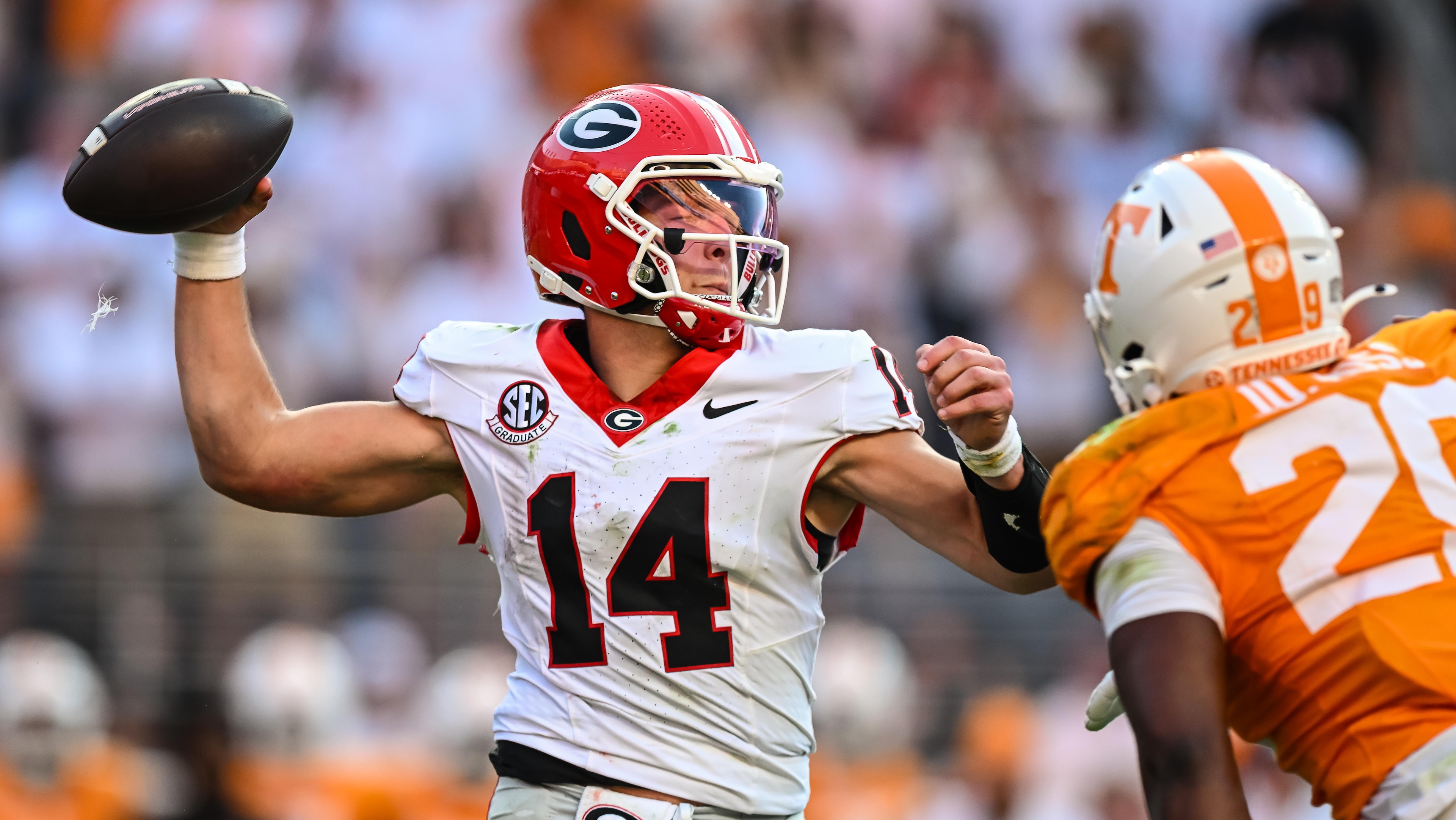 COLLEGE FOOTBALL: SEP 13 Georgia at Tennessee COLLEGE FOOTBALL: SEP 13 Georgia at Tennessee
