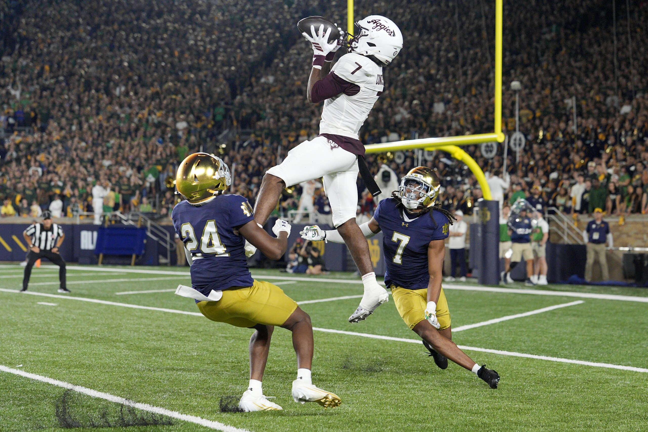 COLLEGE FOOTBALL: SEP 13 Texas A&M at Notre Dame COLLEGE FOOTBALL: SEP 13 Texas A&M at Notre Dame