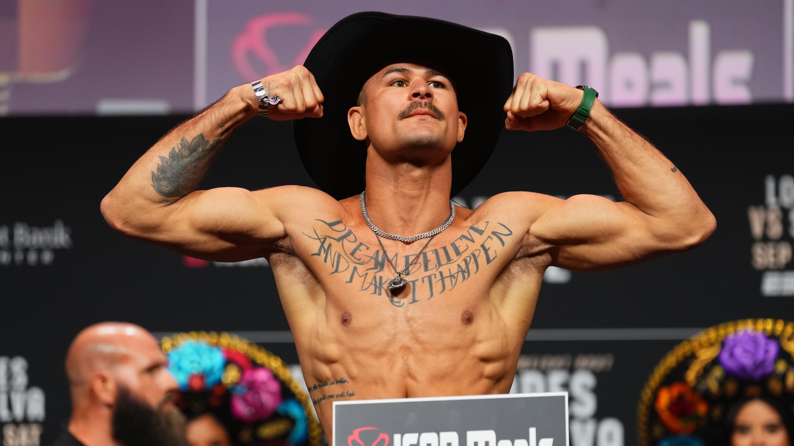 Noche UFC: Lopes vs Silva Ceremonial Weigh-in