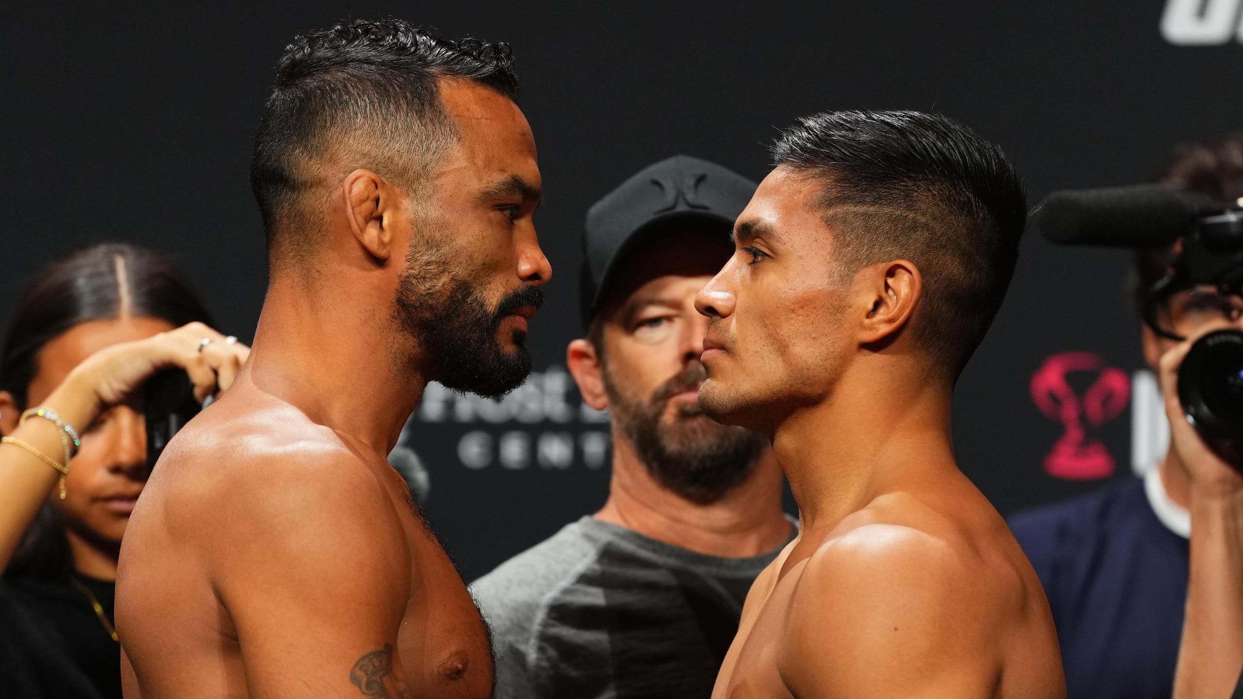Noche UFC: Lopes vs Silva Ceremonial Weigh-in