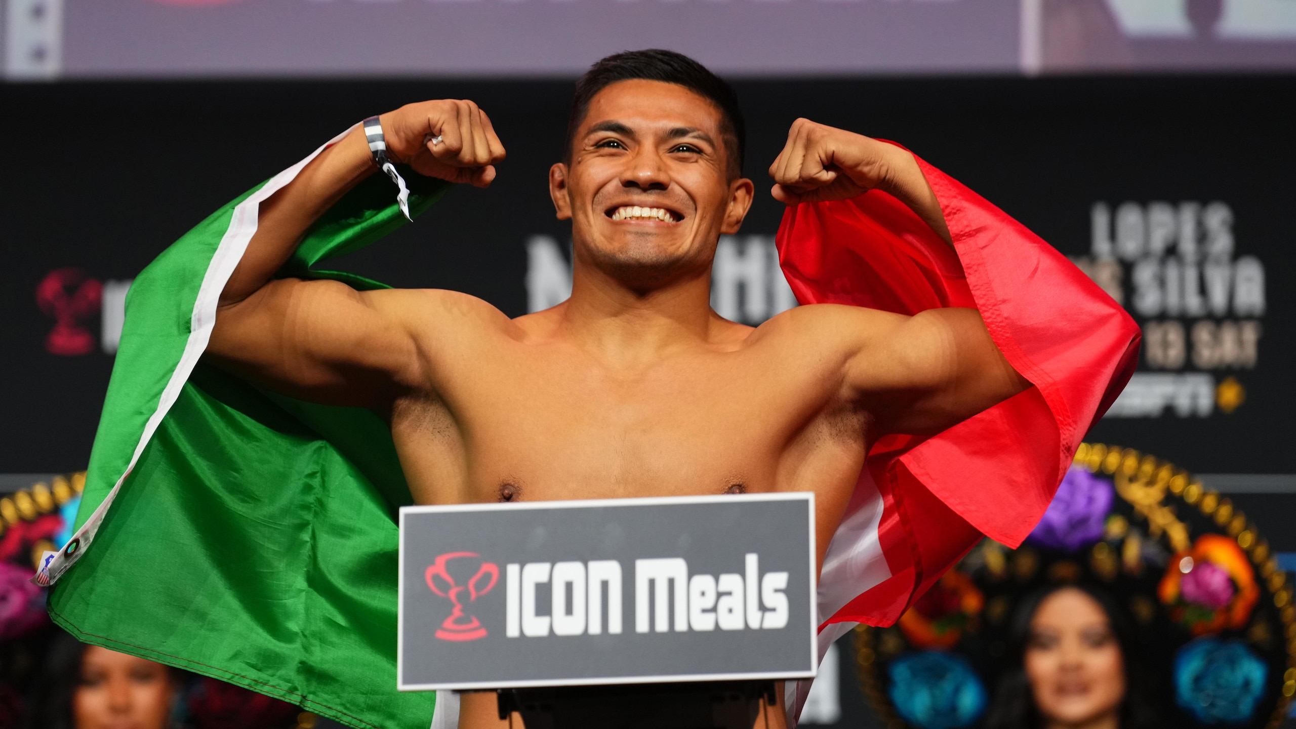 Noche UFC: Lopes vs Silva Ceremonial Weigh-in