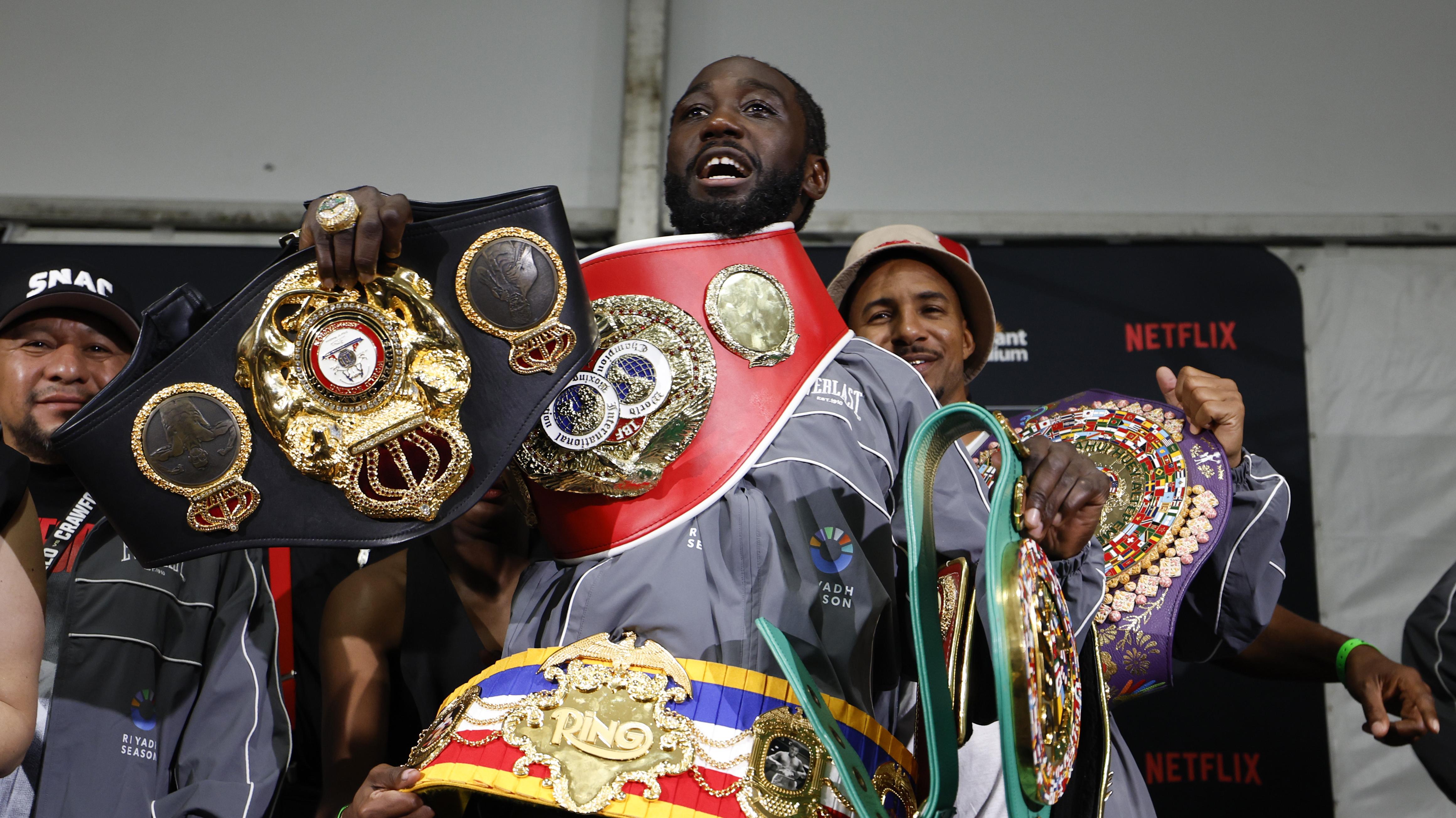 Terence Crawford Open to Canelo Alvarez Rematch, Talks Weight Class for Next Fight
