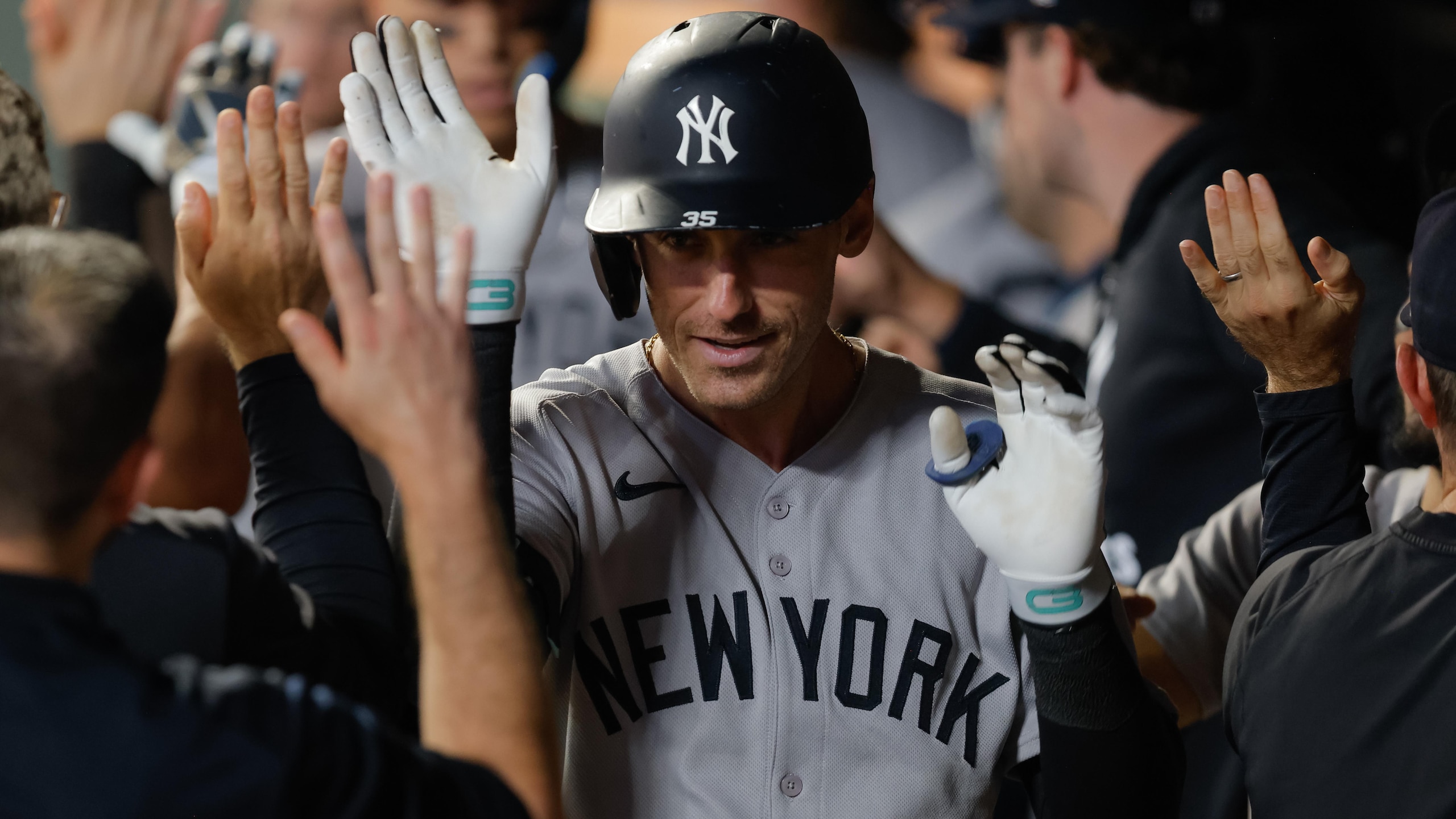 MLB: SEP 17 Yankees at Twins